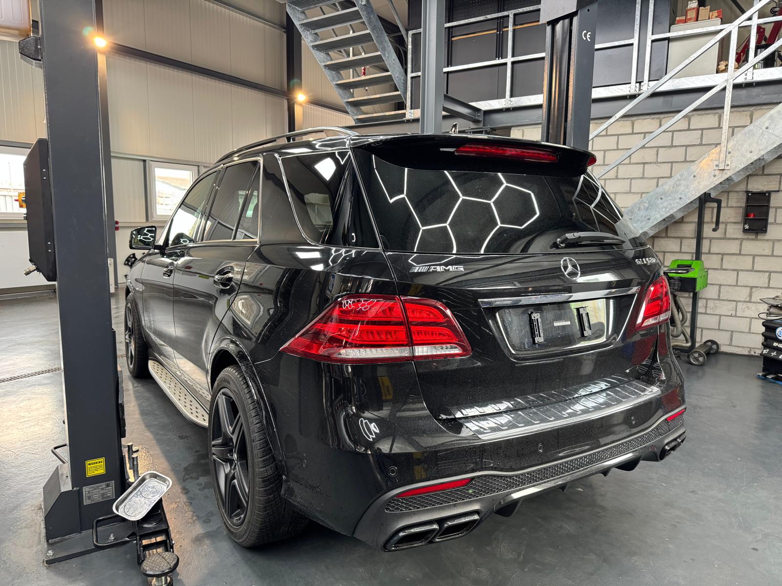 MERCEDES-BENZ GLE 63 S AMG 4Matic Speedshift Plus 7G-Tronic-image-2