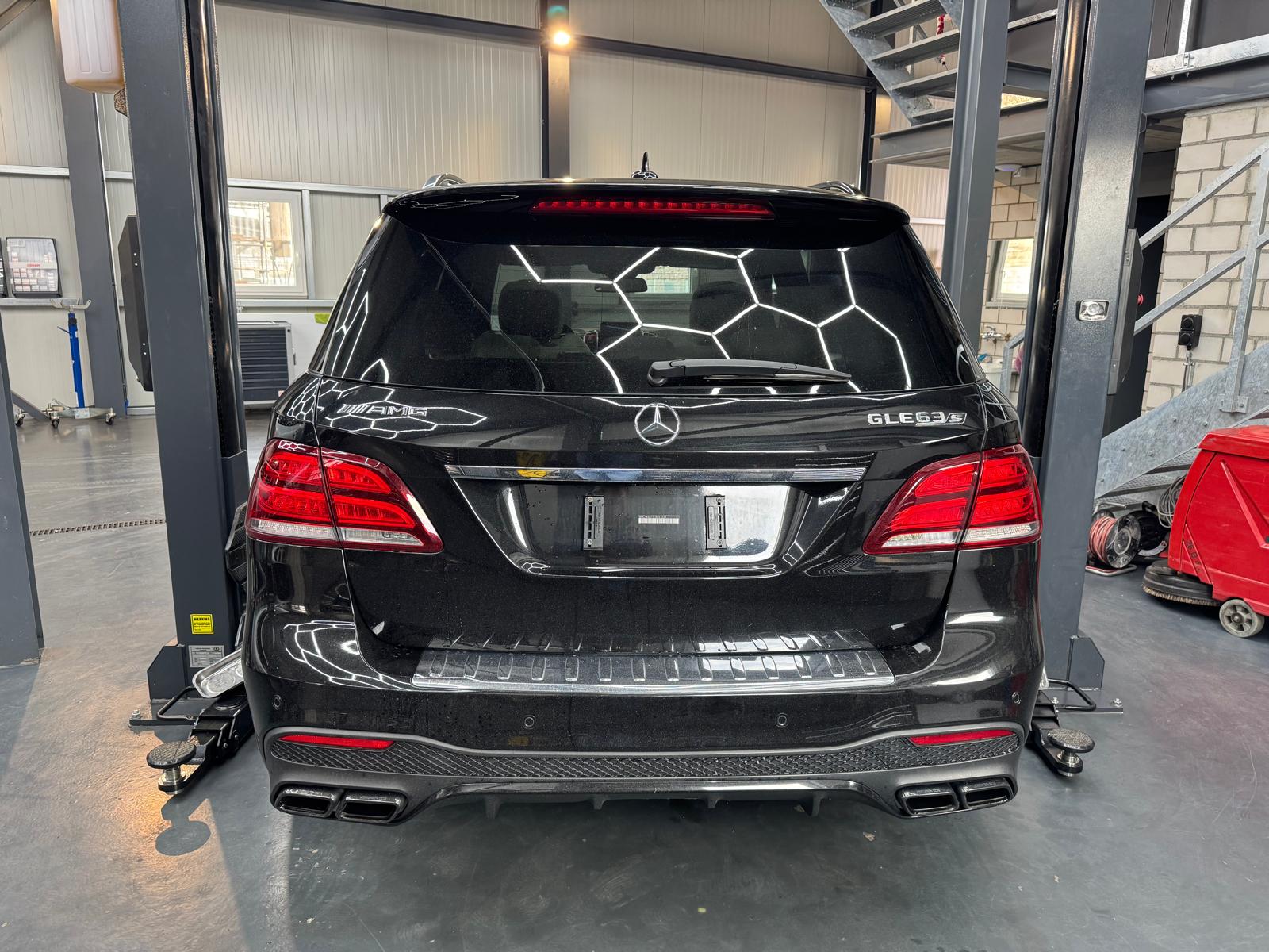 MERCEDES-BENZ GLE 63 S AMG 4Matic Speedshift Plus 7G-Tronic-image-3