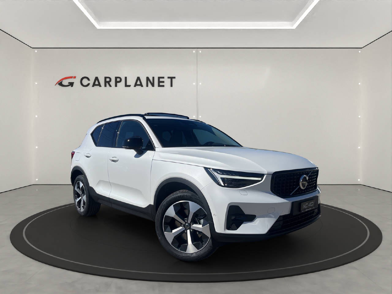 VOLVO XC40 2.0 B4 MH Ultra Dark .-image-5