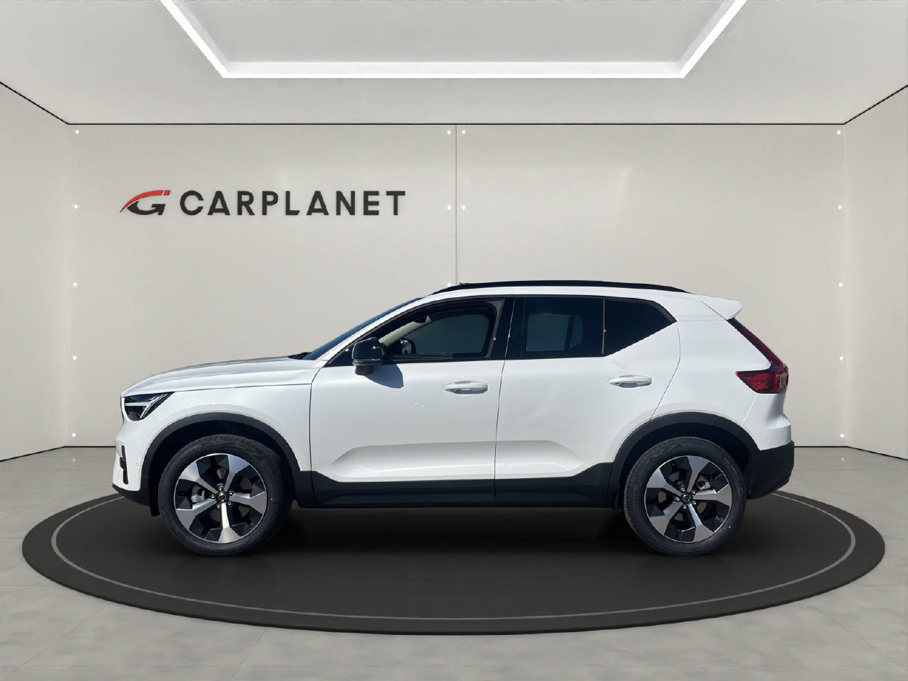 VOLVO XC40 2.0 B4 MH Ultra Dark .-showroom-element-2