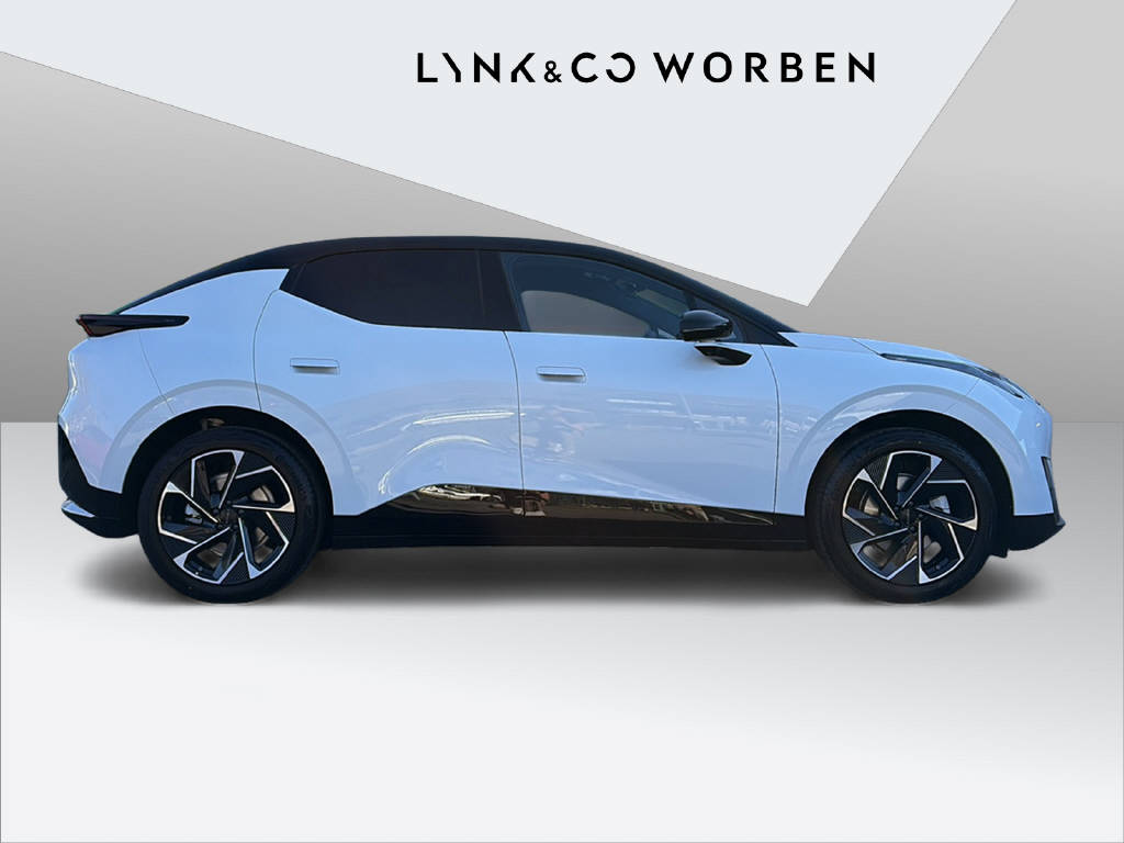 LYNK & CO 02-image-5