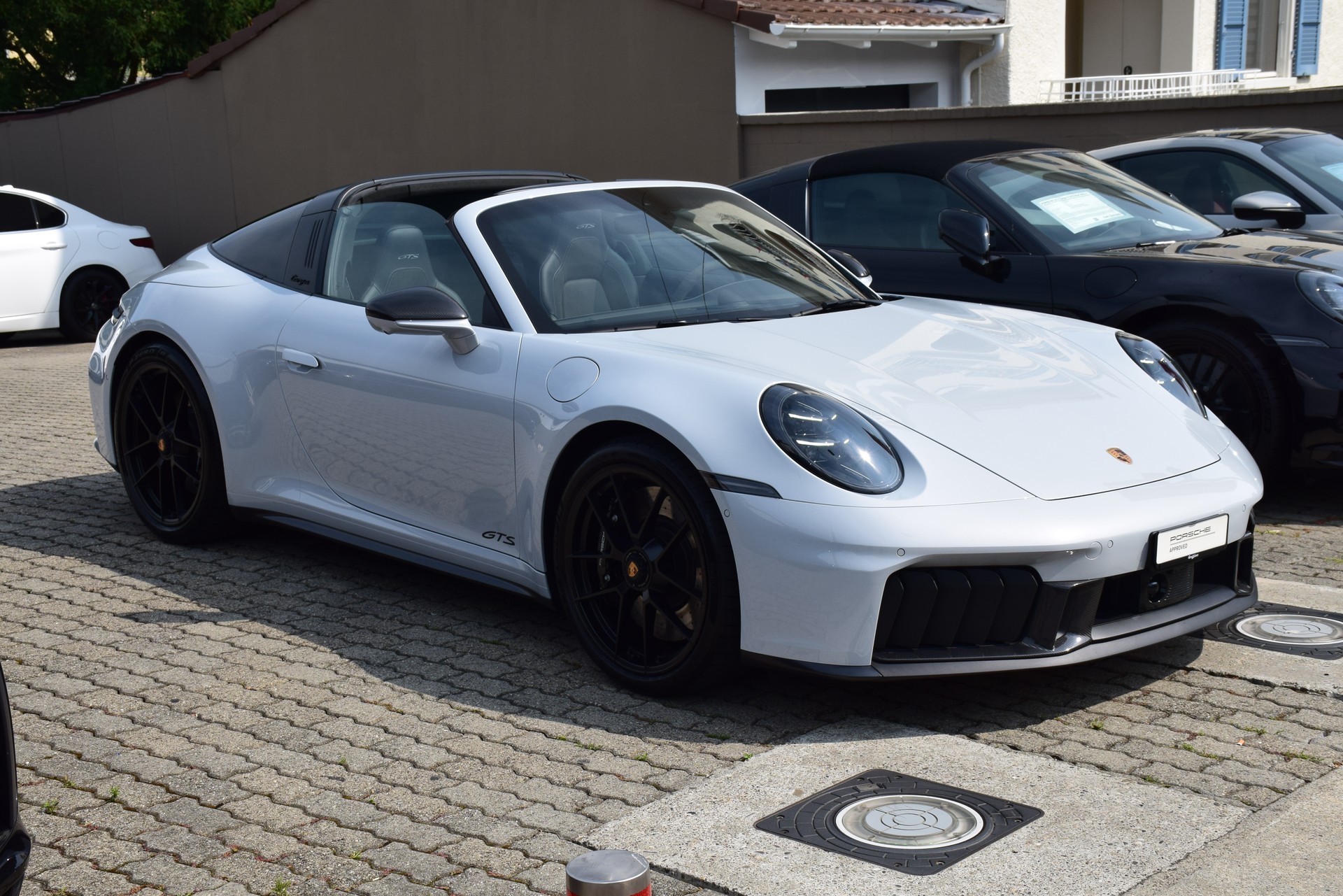 PORSCHE 911 Targa 4 GTS PDK-image-3