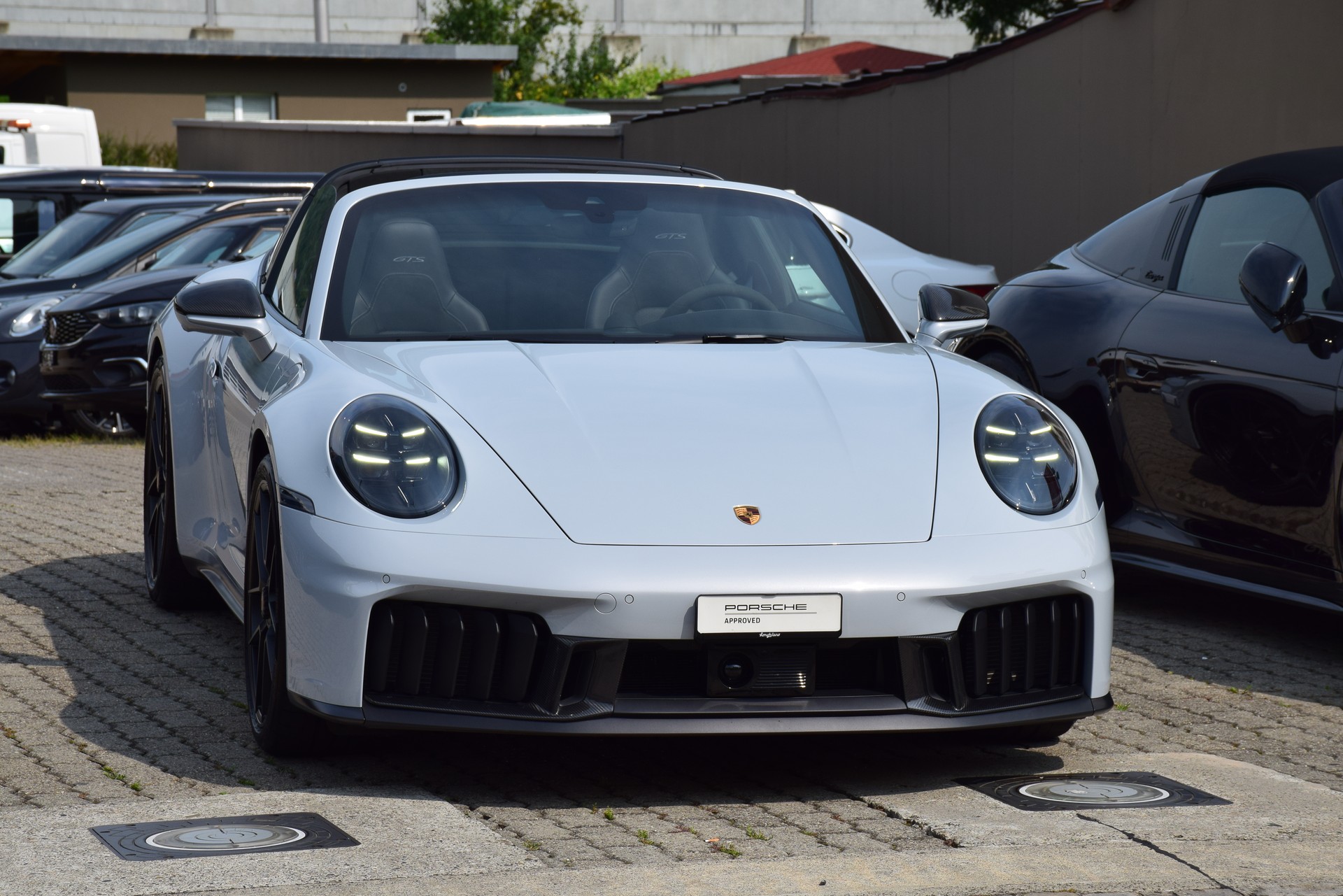PORSCHE 911 Targa 4 GTS PDK-image-1