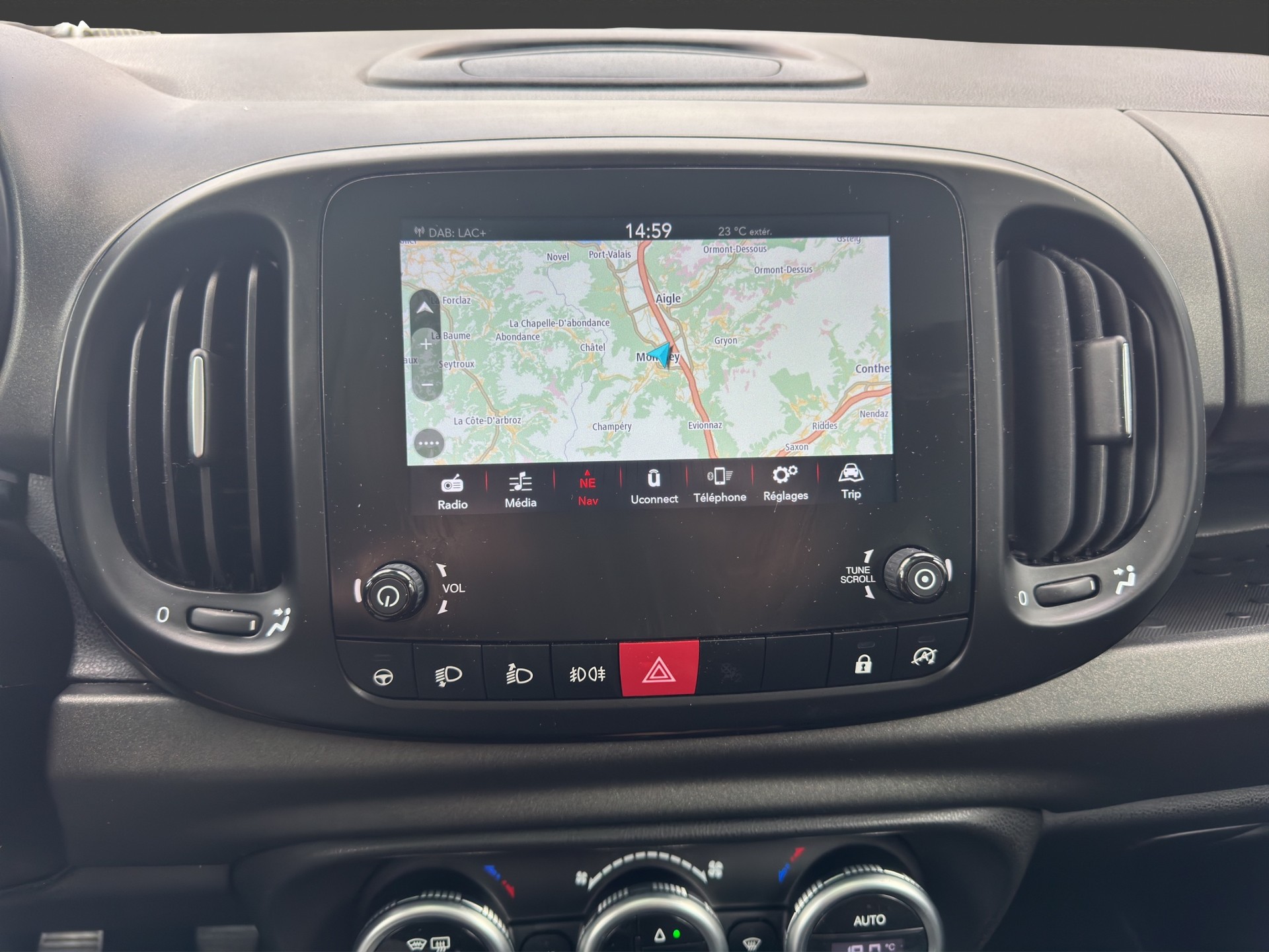 FIAT 500L Wagon 1.4 Cross-image-12