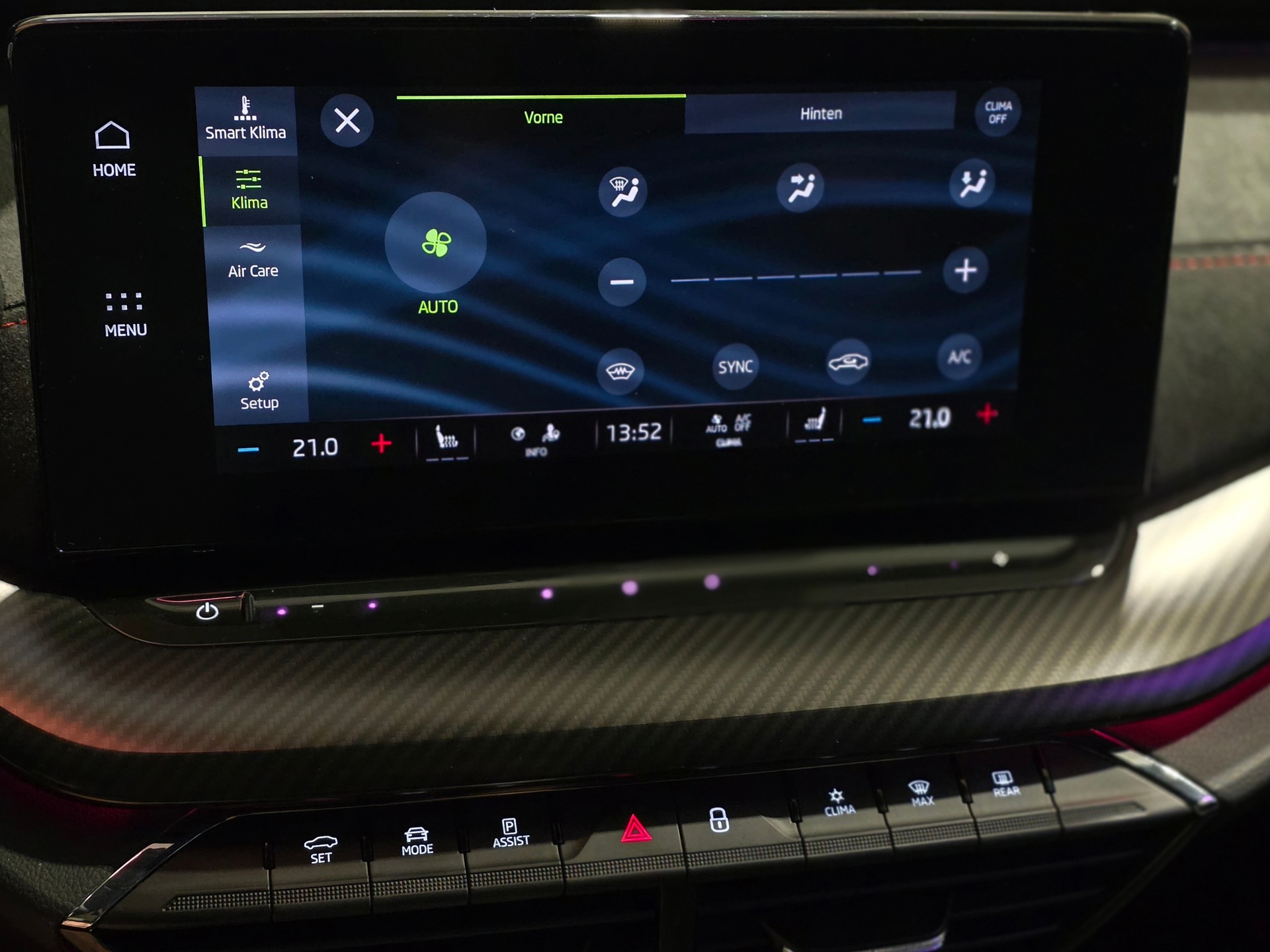 SKODA Octavia Combi 2.0 TSI DSG RS-image-10