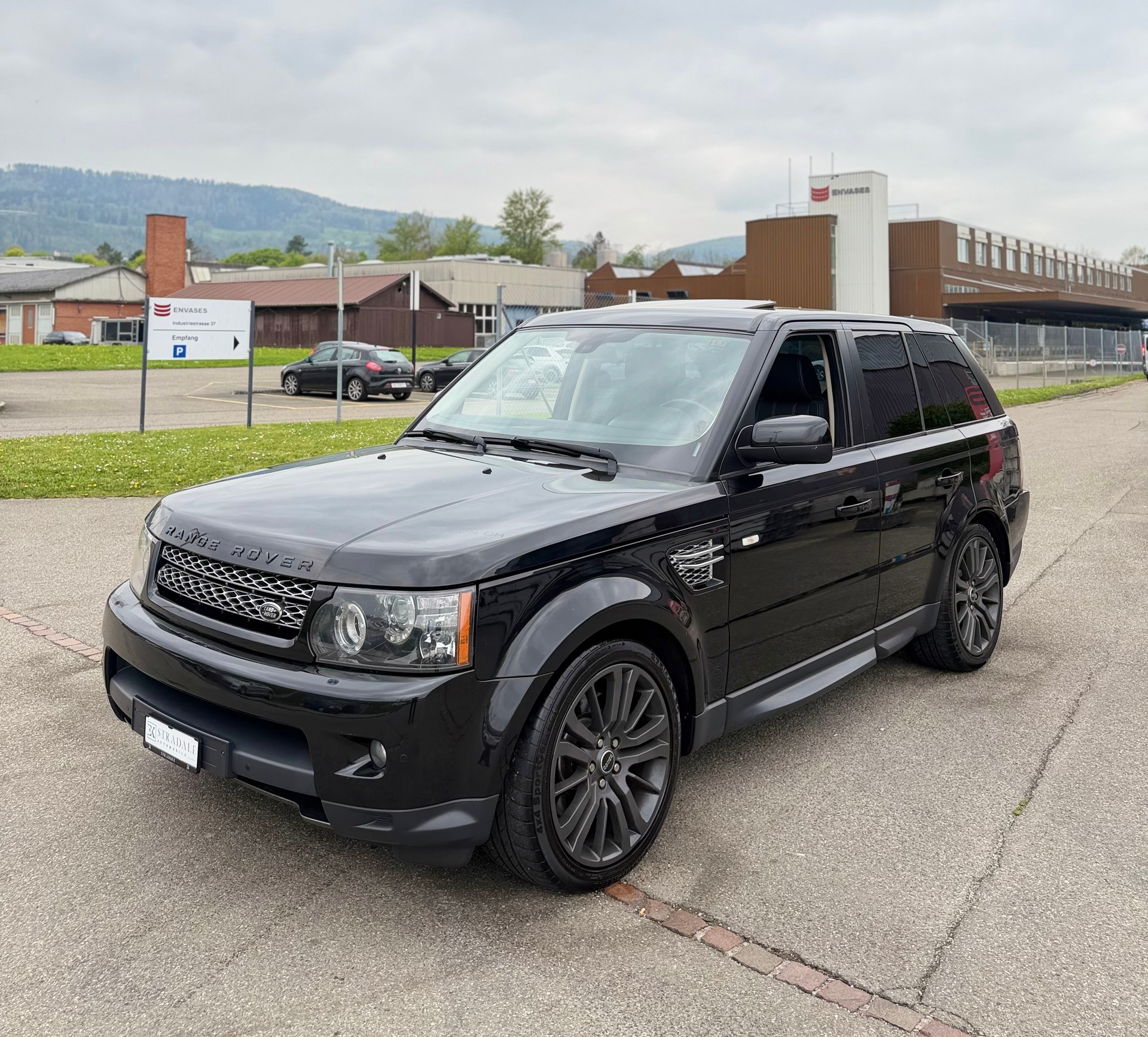 LAND ROVER Range Rover Sport 3.0 TDV6 HSE Automatic-image-7