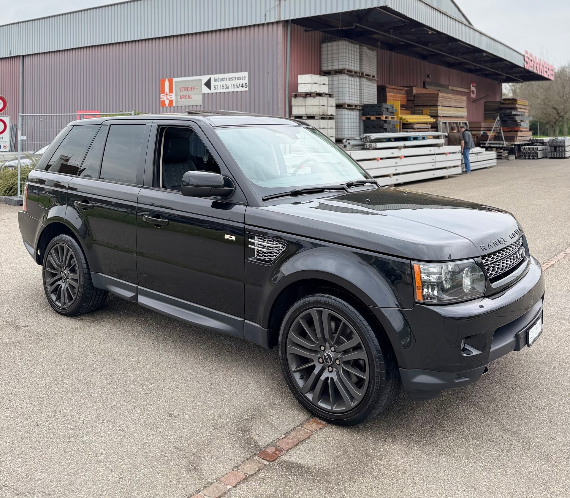 LAND ROVER Range Rover Sport 3.0 TDV6 HSE Automatic-image-3