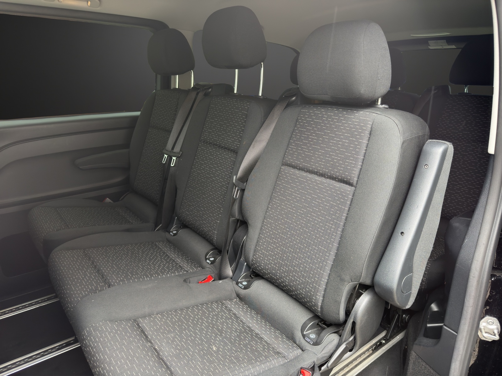 MERCEDES-BENZ Vito 116 CDI Lang Tourer 9G-Tronic 4M Select-image-8