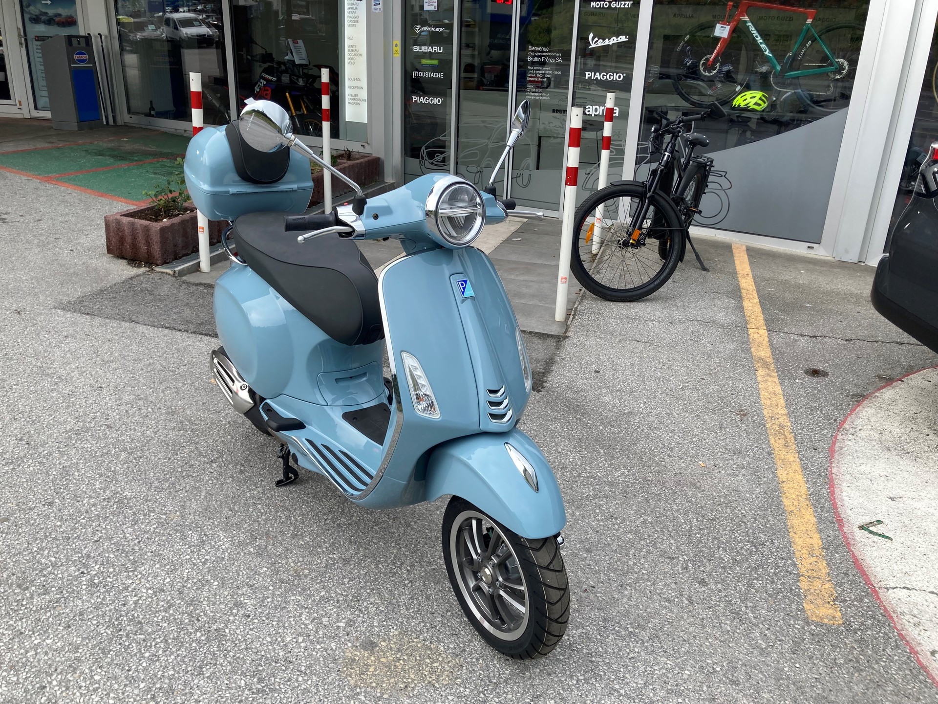 PIAGGIO Vespa 125 Primavera ABS-image-3