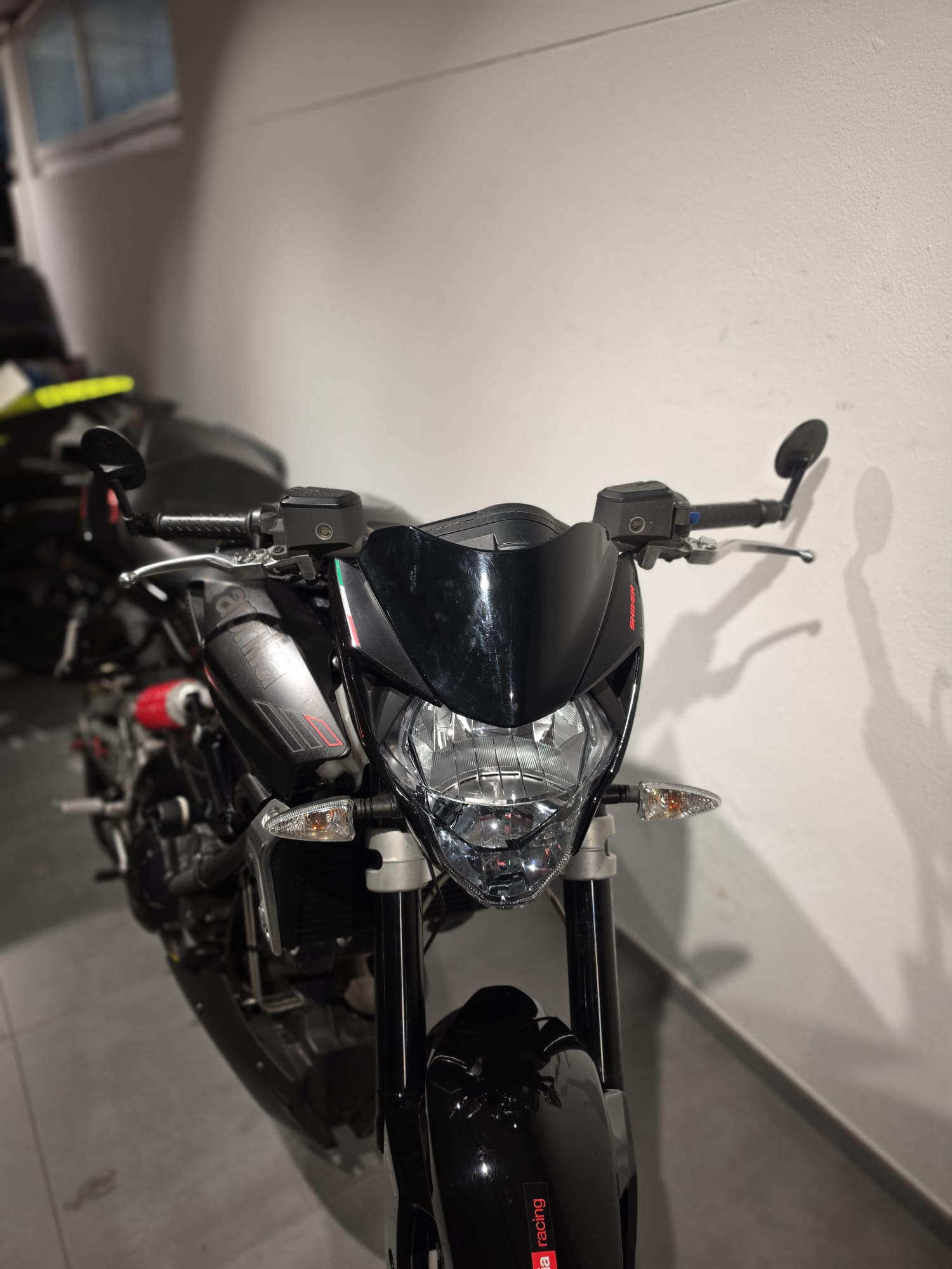 APRILIA Shiver-image-5