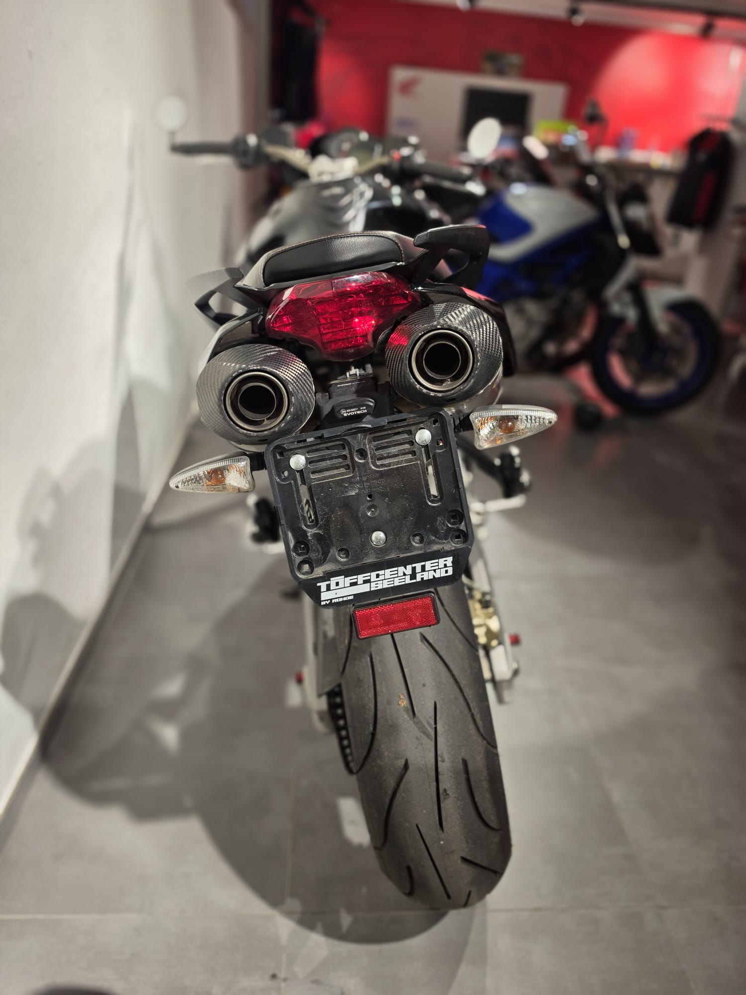 APRILIA Shiver-image-6