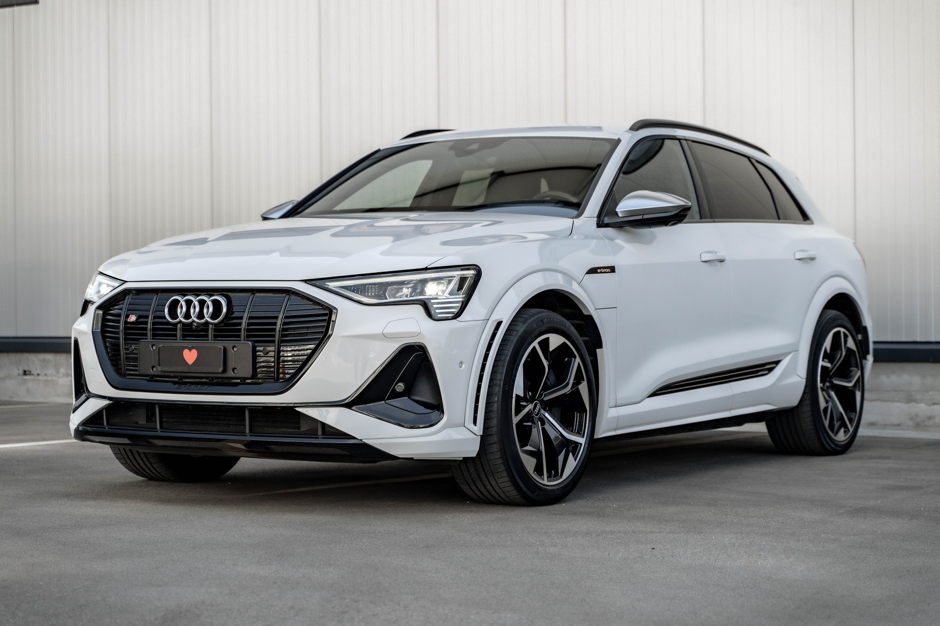 AUDI e-tron S quattro * FRISCH AB MFK * TRAUMHAFTE AUSSTATTUNG * SOH 95,3% *