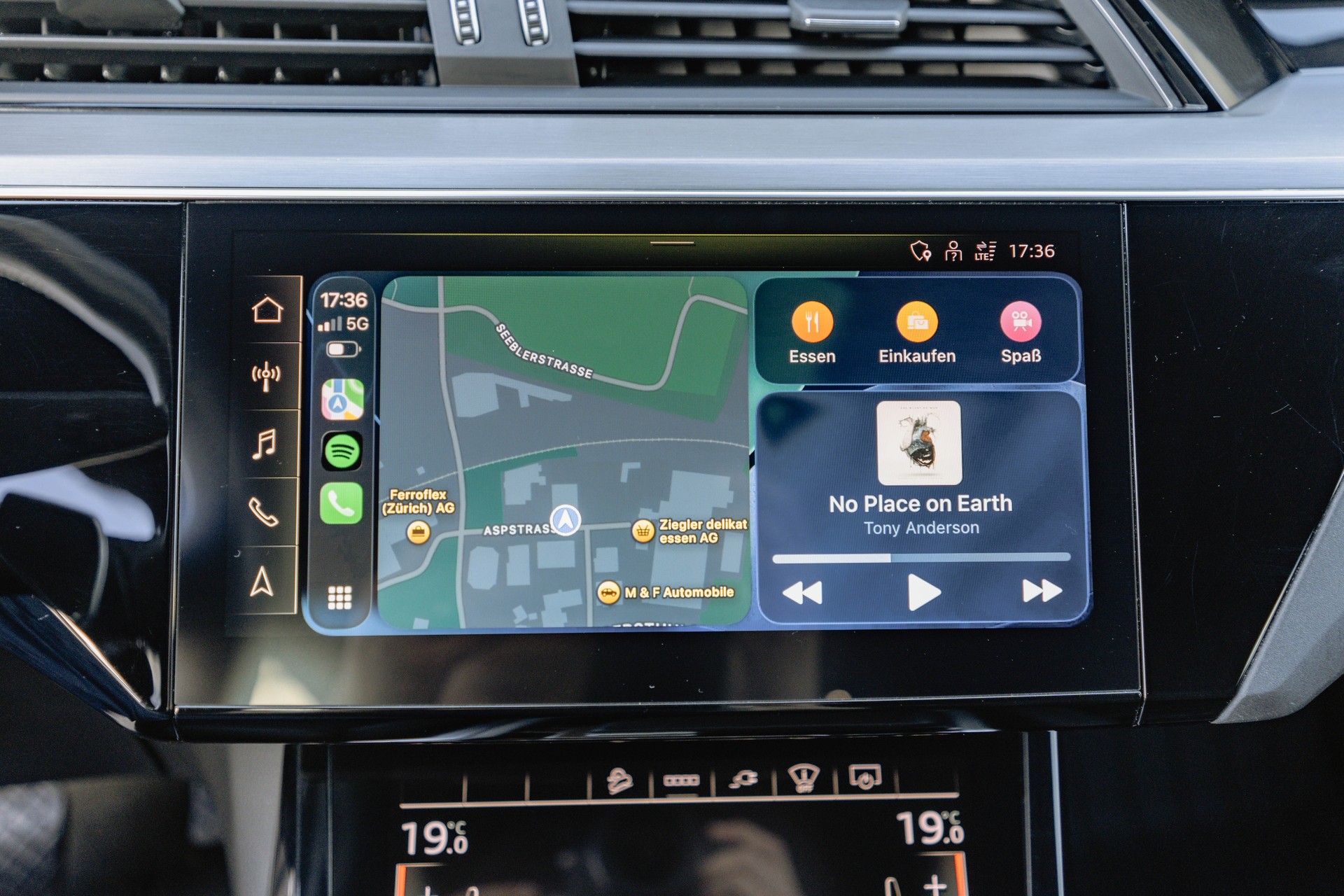AUDI e-tron S quattro * FRISCH AB MFK * TRAUMHAFTE AUSSTATTUNG * SOH 95,3% *-image-22