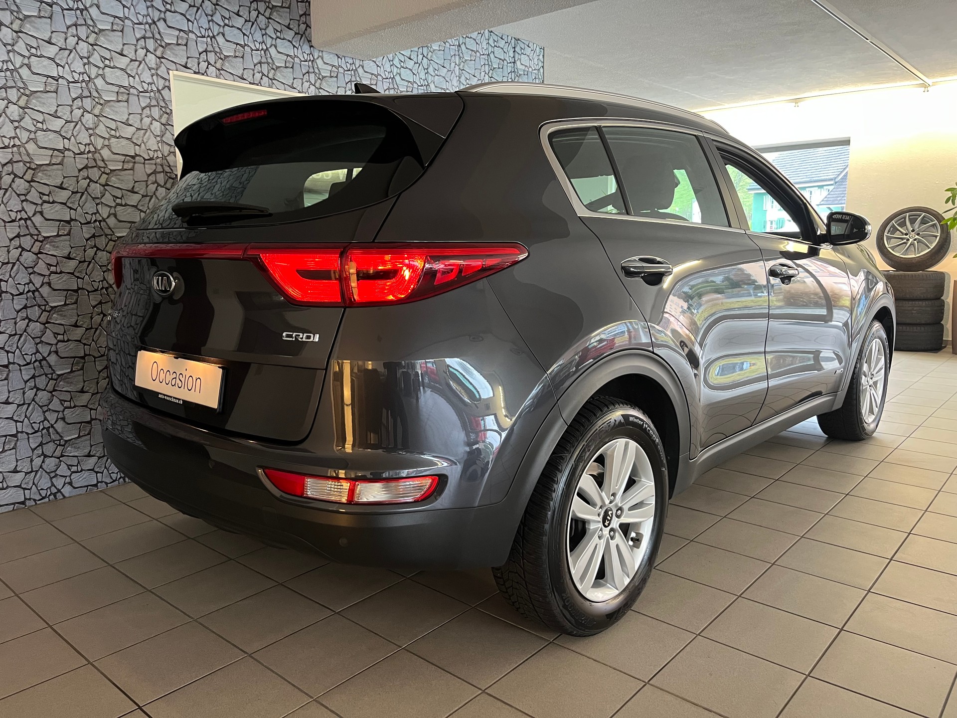 KIA Sportage 2.0CRDi Trend 4WD Automat-image-2