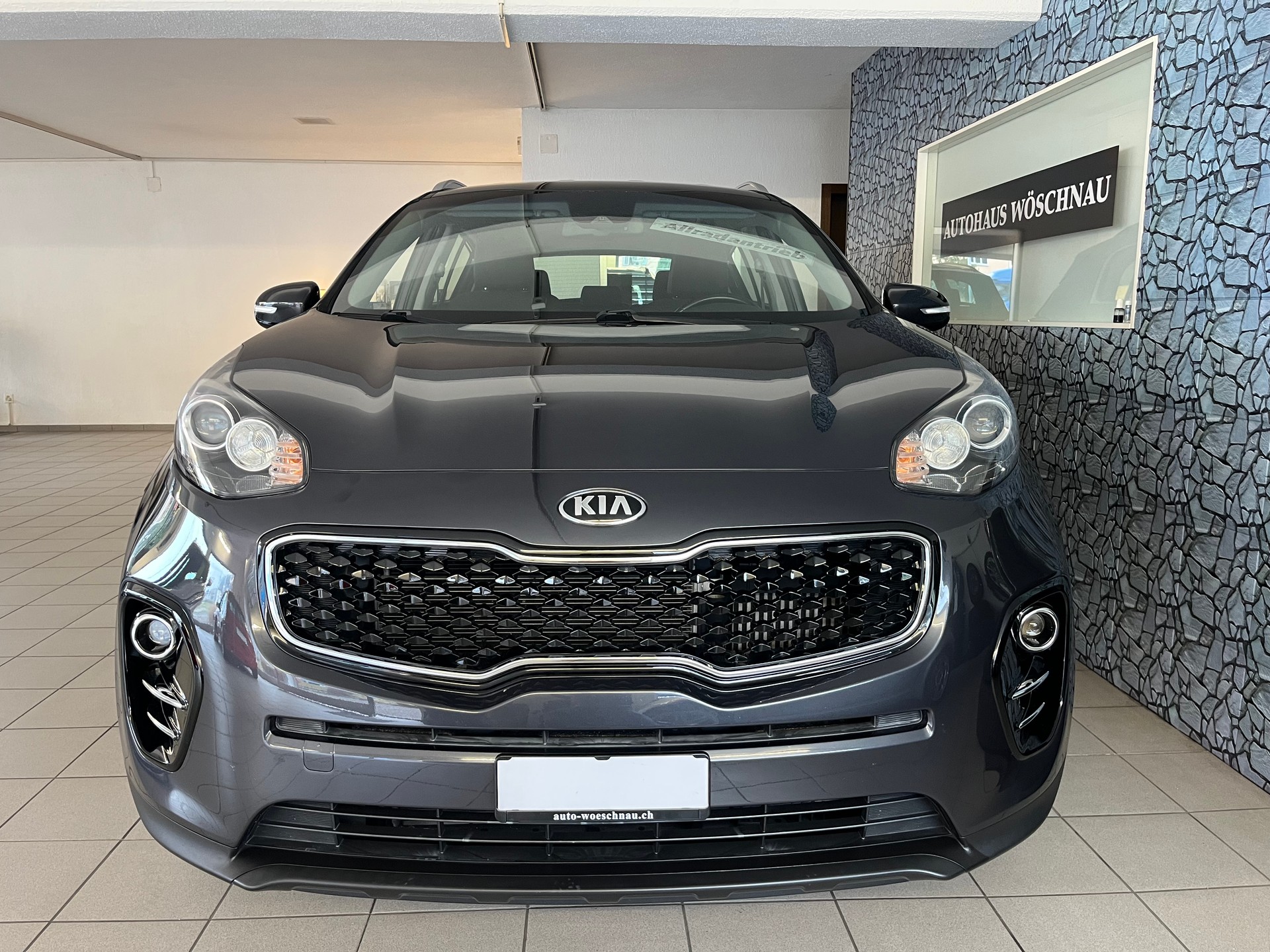 KIA Sportage 2.0CRDi Trend 4WD Automat-image-5