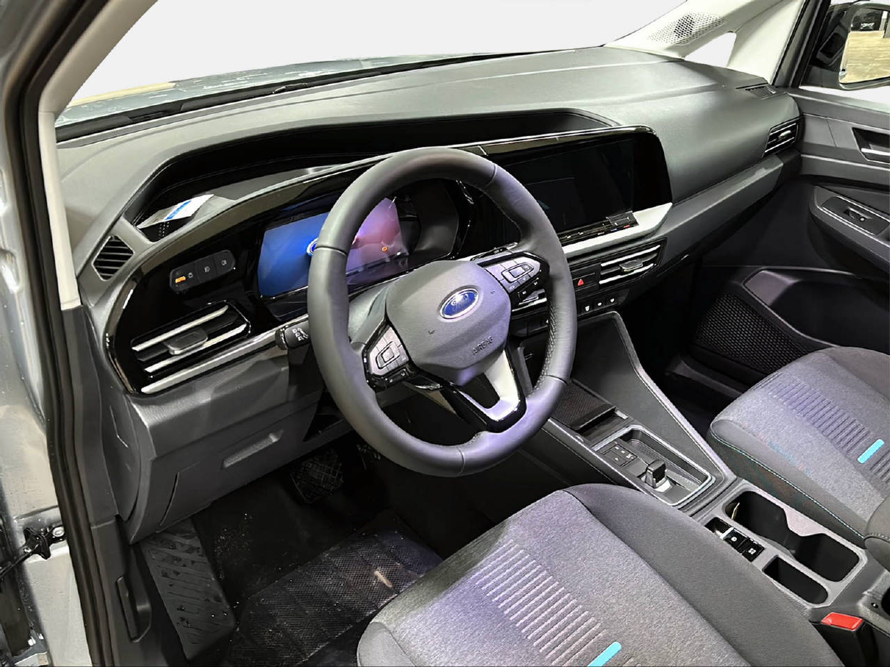 FORD TOURNEO CONNECT Grand 2.0 EcoBlue 122 Active-image-14