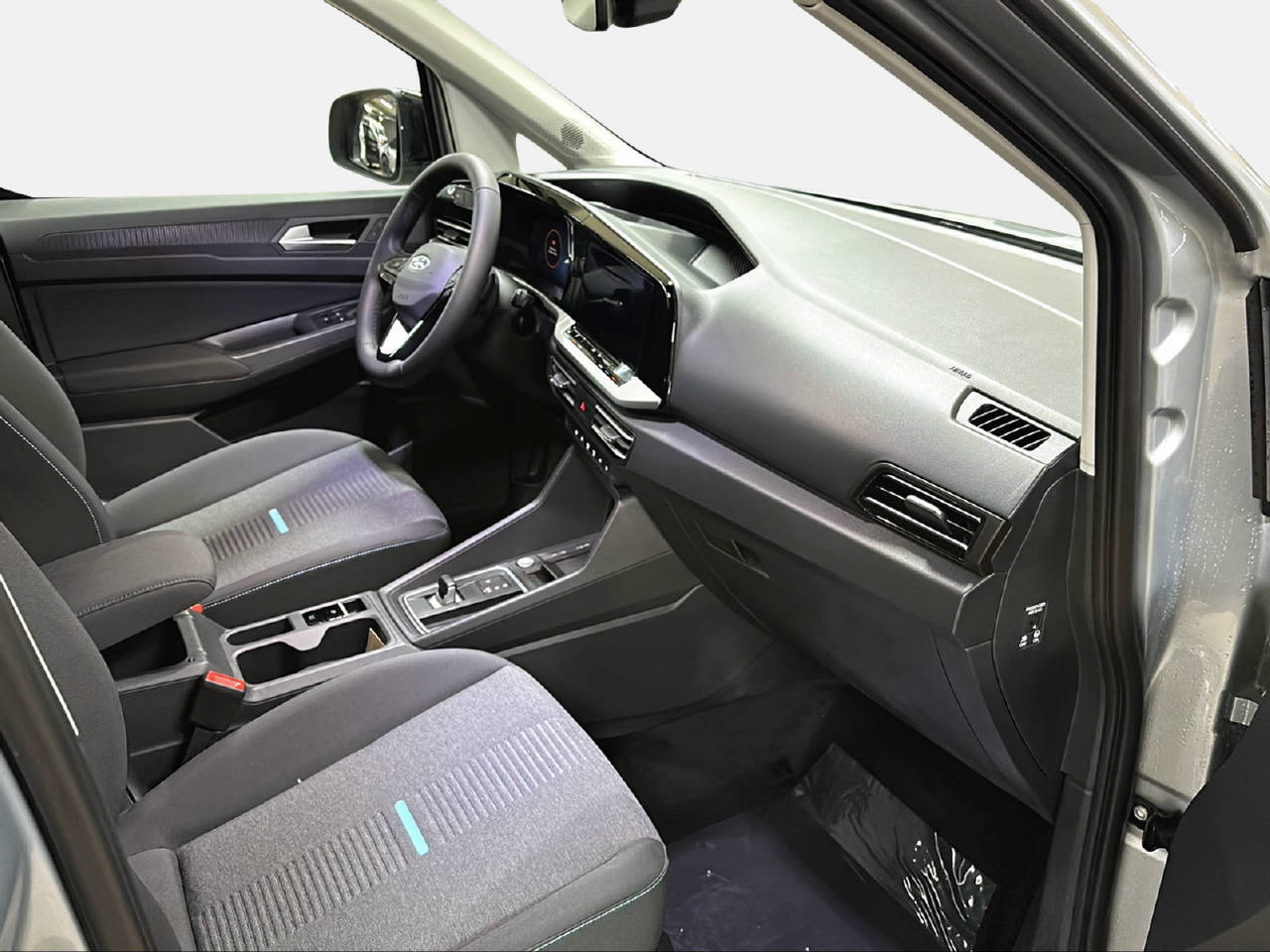 FORD TOURNEO CONNECT Grand 2.0 EcoBlue 122 Active-image-12
