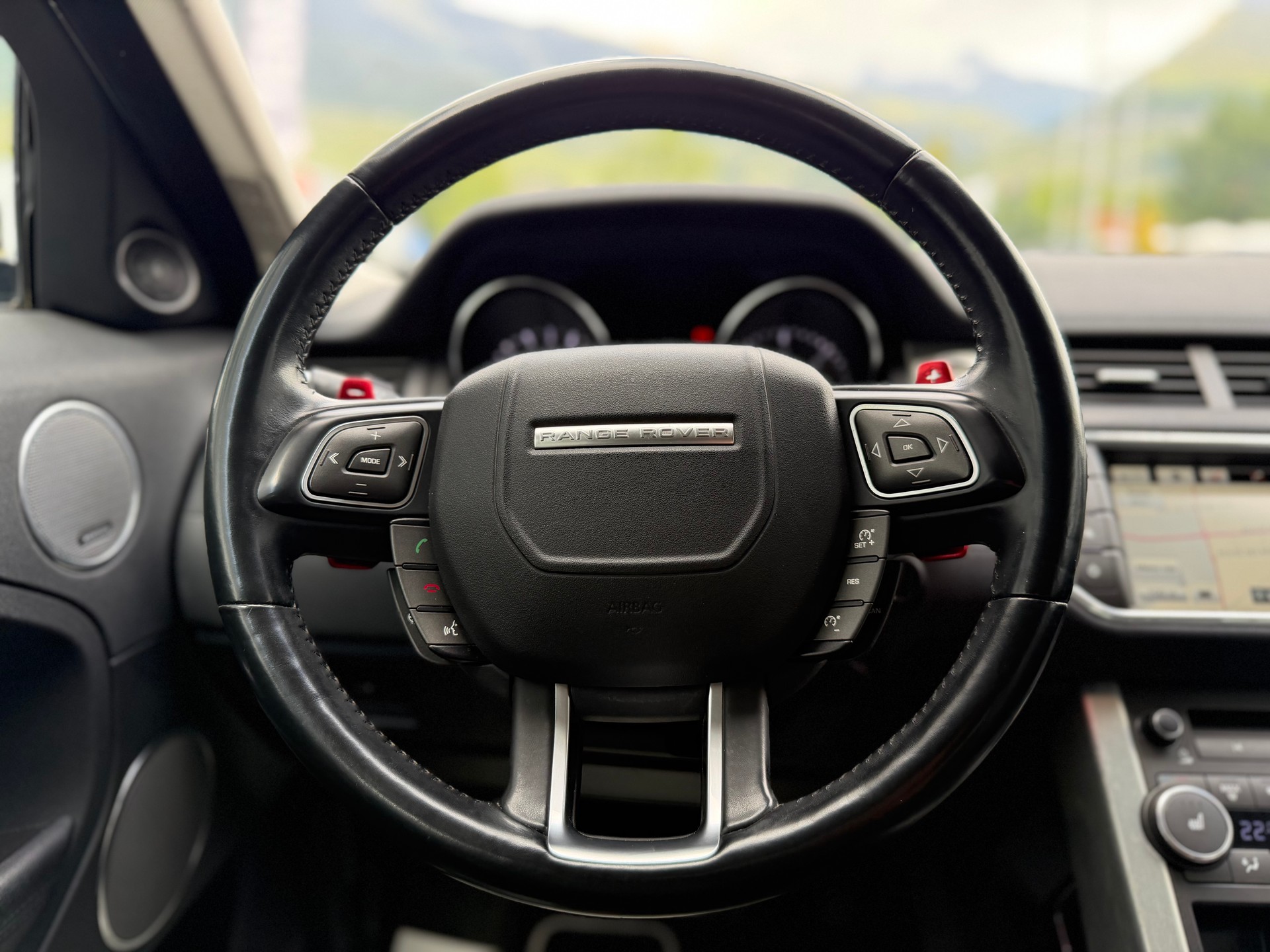 LAND ROVER Range Rover Evoque 2.2 SD4 Abbey Road AT9-image-8