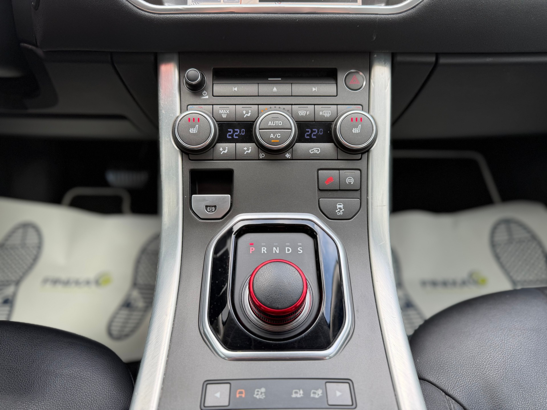LAND ROVER Range Rover Evoque 2.2 SD4 Abbey Road AT9-image-9