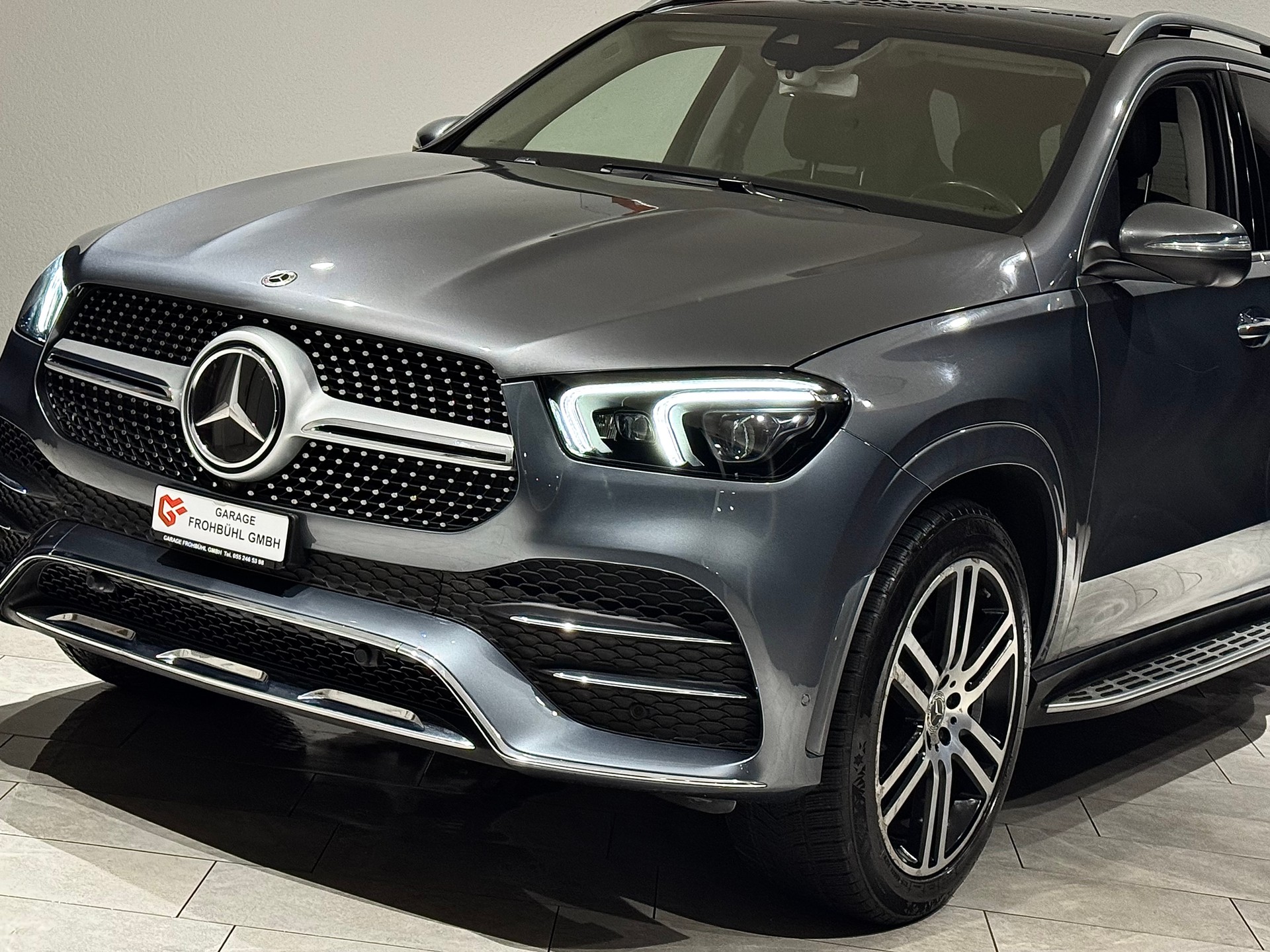 MERCEDES-BENZ GLE 300 d 4Matic AMG Line 9G-Tronic | CH | AHK |-image-8