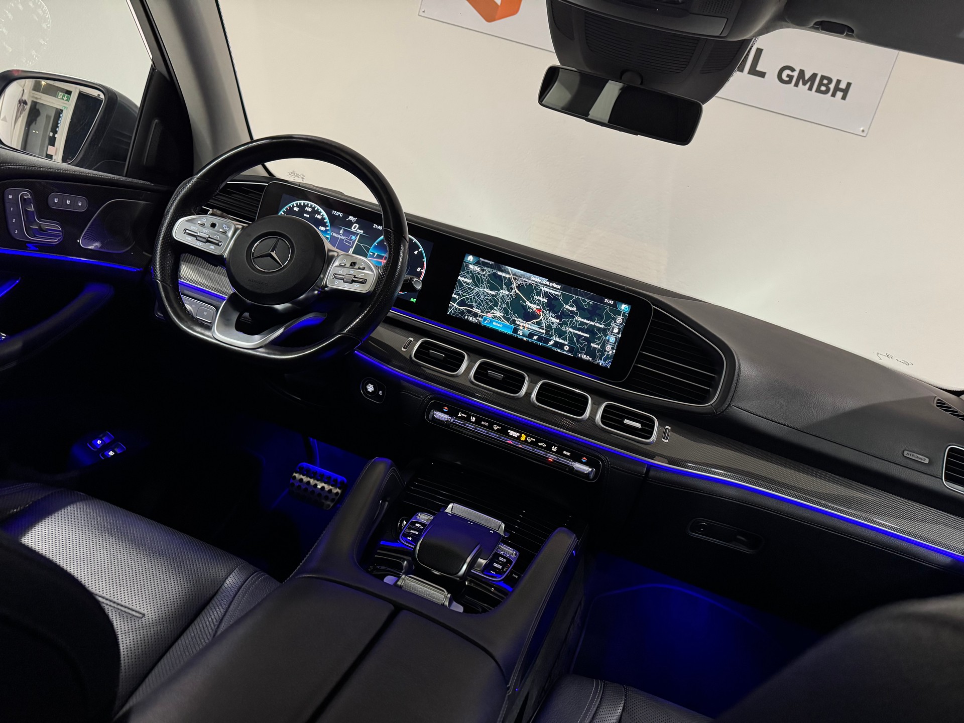 MERCEDES-BENZ GLE 300 d 4Matic AMG Line 9G-Tronic | CH | AHK |-image-15