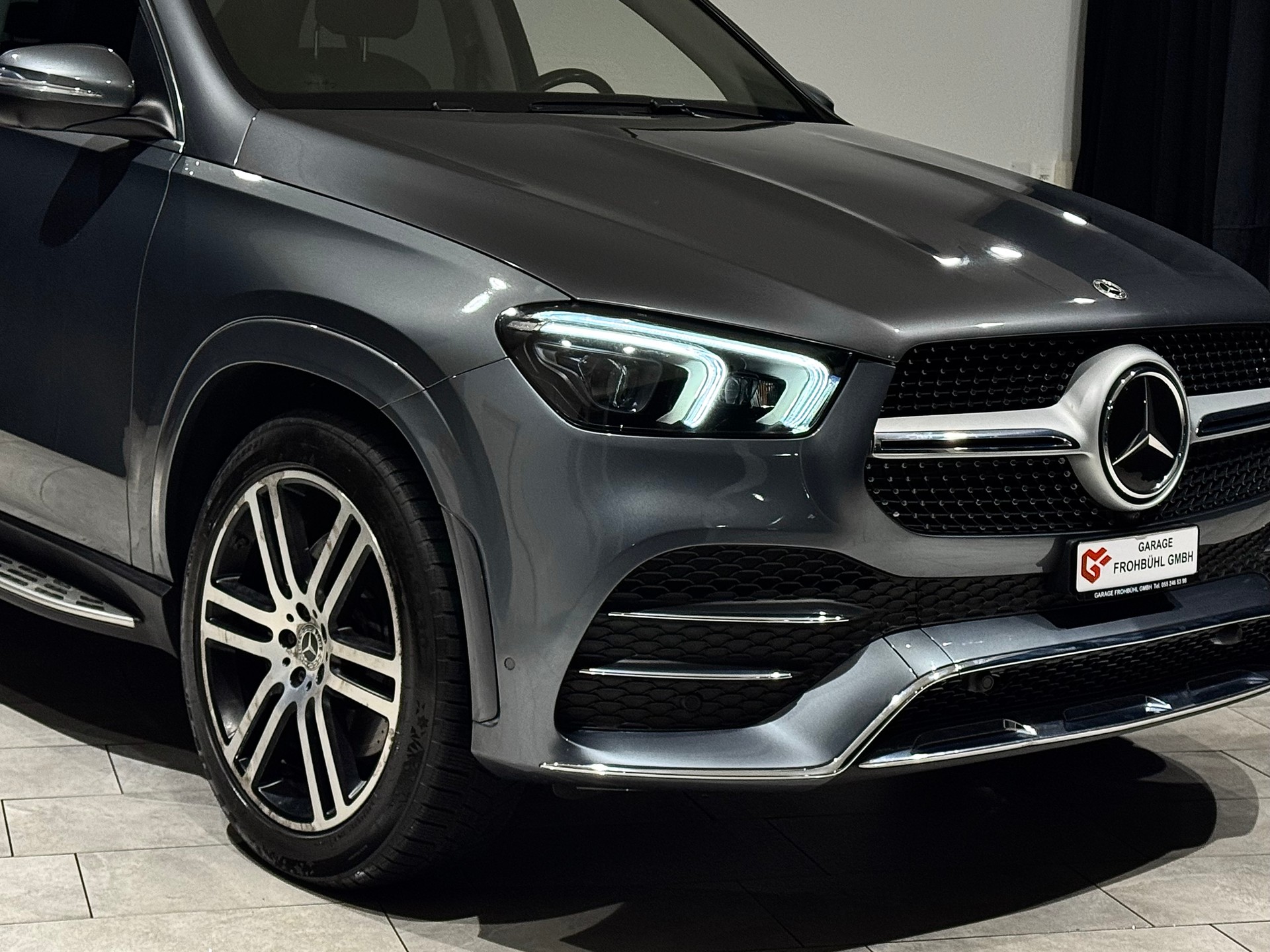 MERCEDES-BENZ GLE 300 d 4Matic AMG Line 9G-Tronic | CH | AHK |-image-9