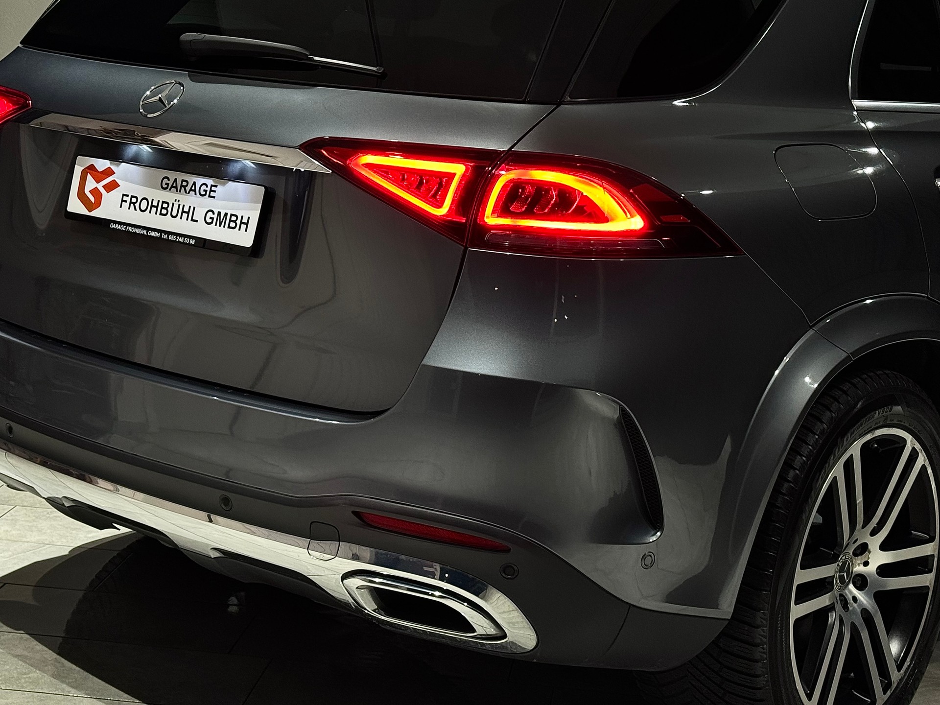 MERCEDES-BENZ GLE 300 d 4Matic AMG Line 9G-Tronic | CH | AHK |-image-7