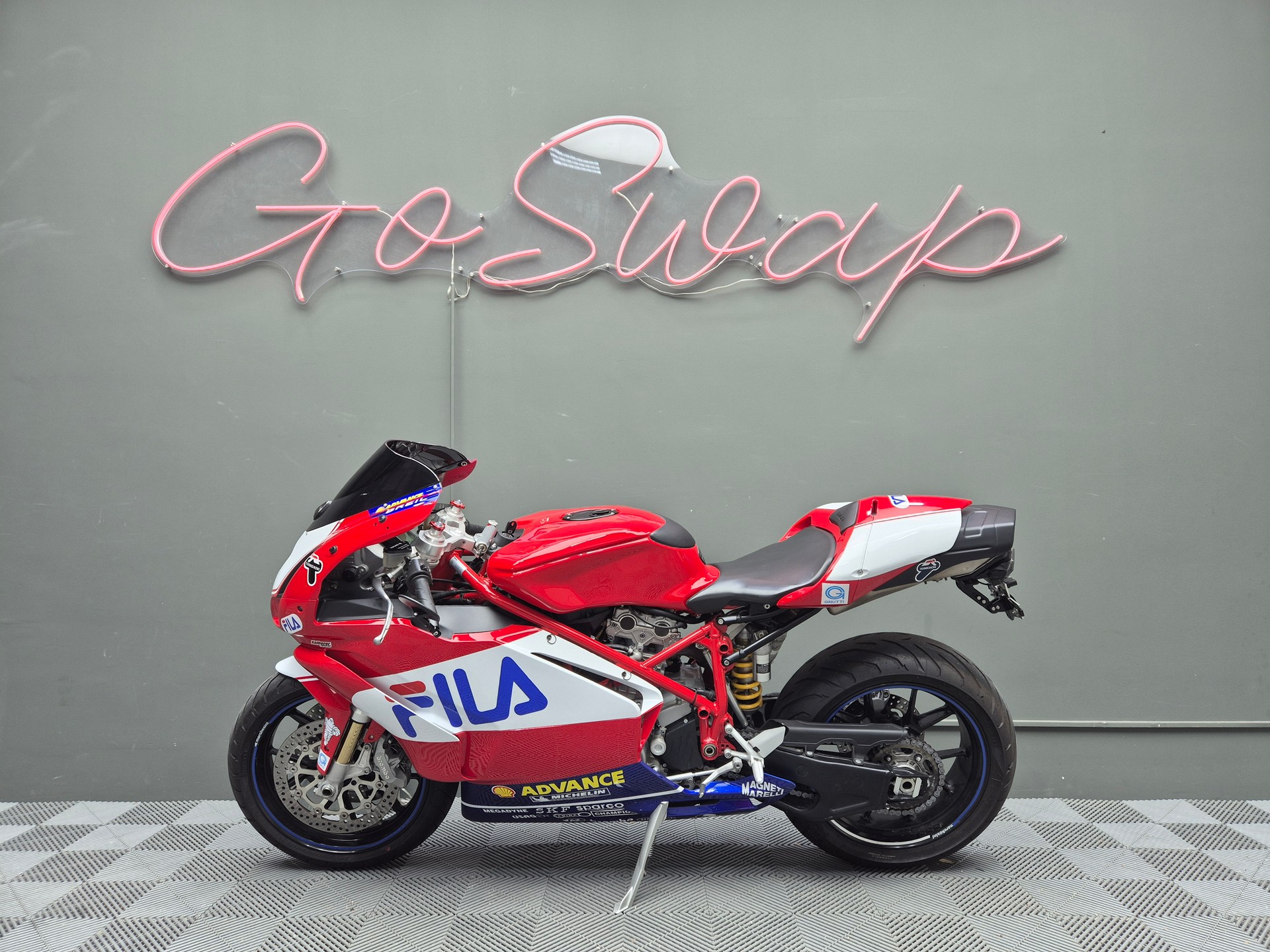 DUCATI 749S-image-6