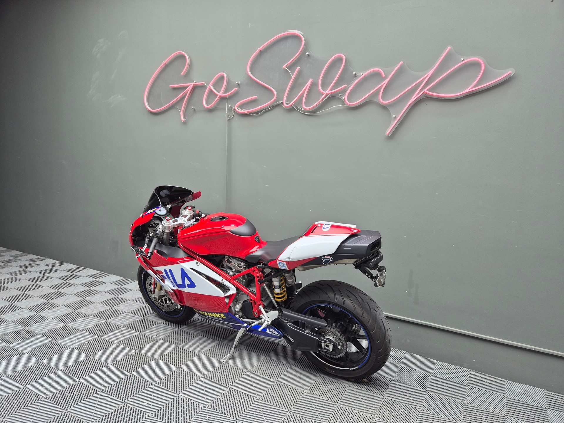DUCATI 749S-image-9