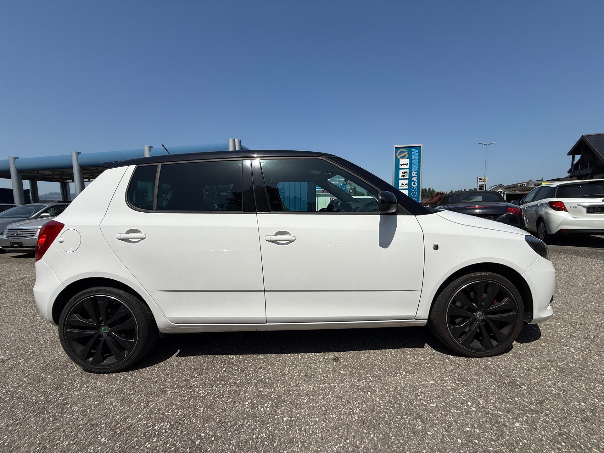 SKODA Fabia 1.4 TSI RS DSG-image-3