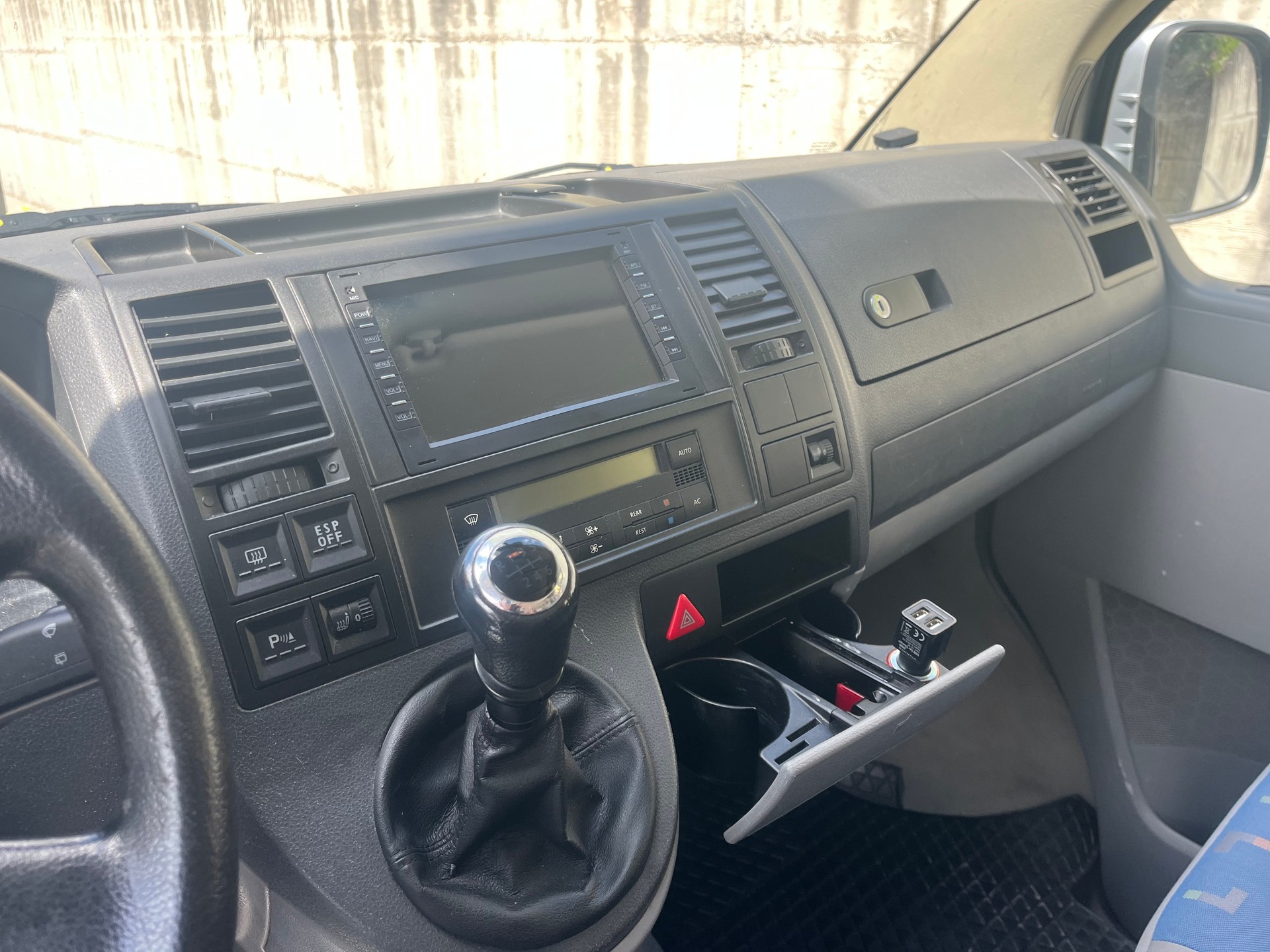 VW CALIFORNIA-image-3