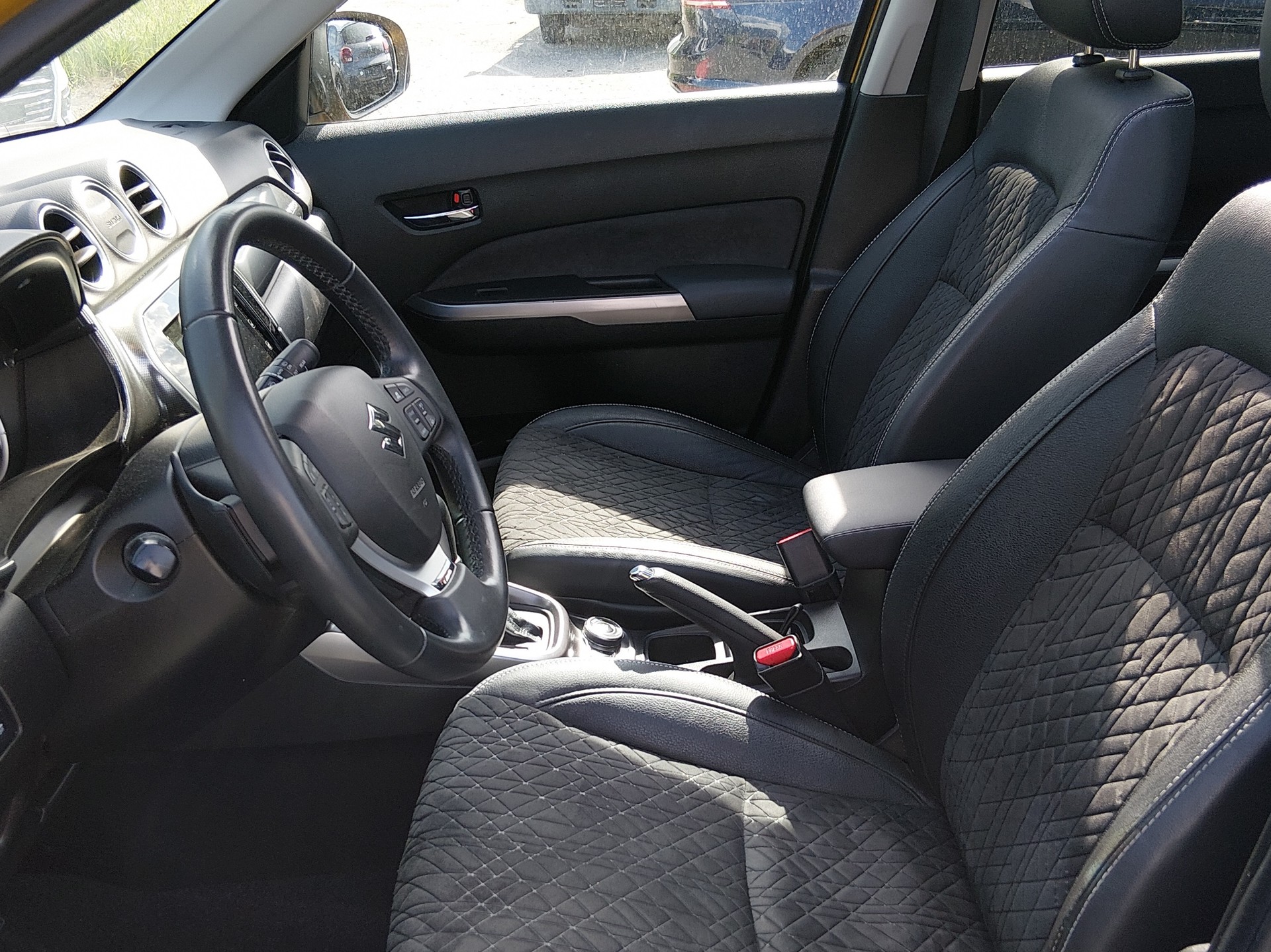 SUZUKI Vitara 1.4 Boosterjet Piz Sulai Top Hybrid Automatic-image-10