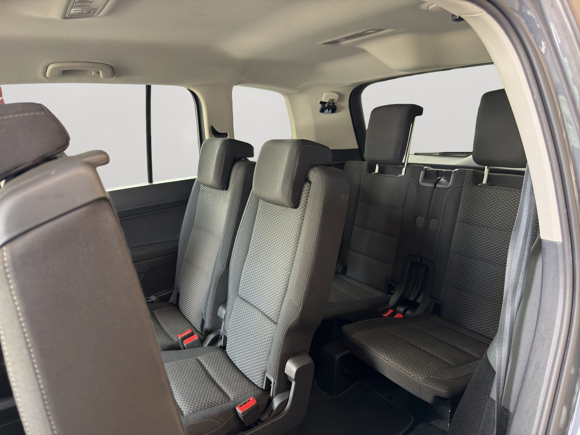 VW Touran 1.5 TSI EVO Comfortline DSG-image-4