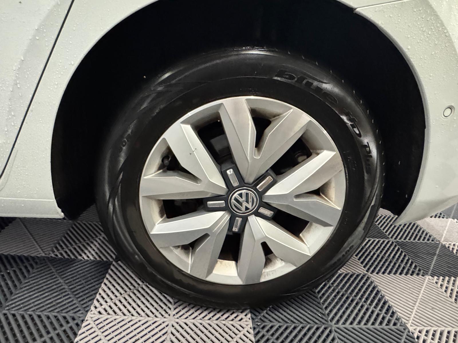 VW Touran 1.4 TSI BlueMotion Technology Comfortline DSG-image-27