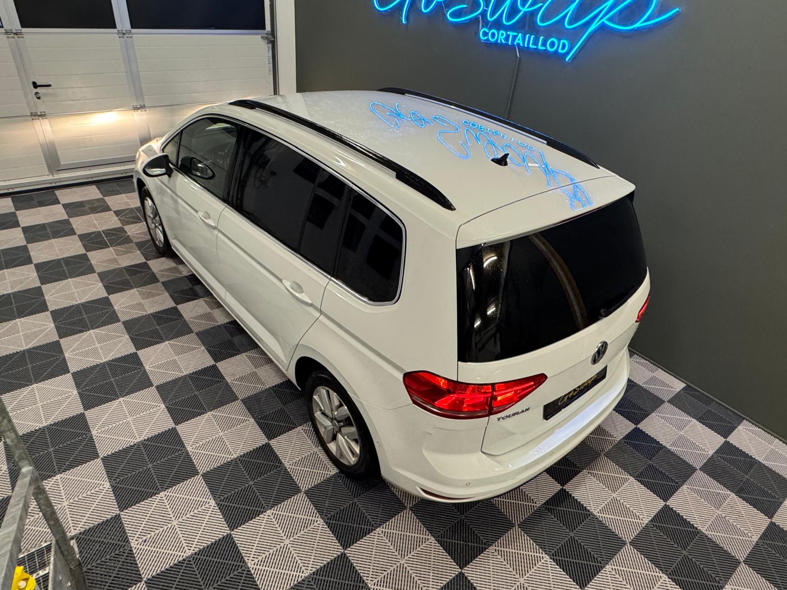 VW Touran 1.4 TSI BlueMotion Technology Comfortline DSG-showroom-element-2