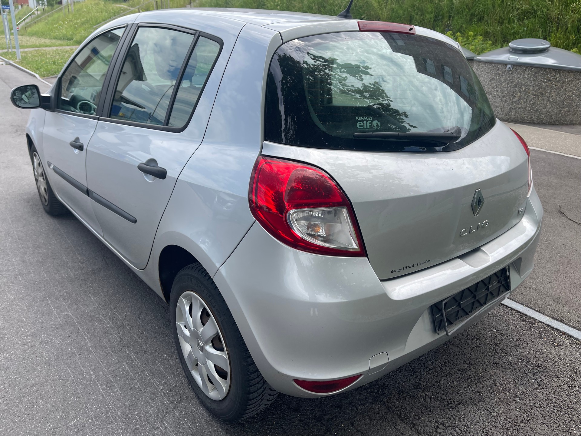 RENAULT Clio 1.2 16V Turbo Night&Day-image-2