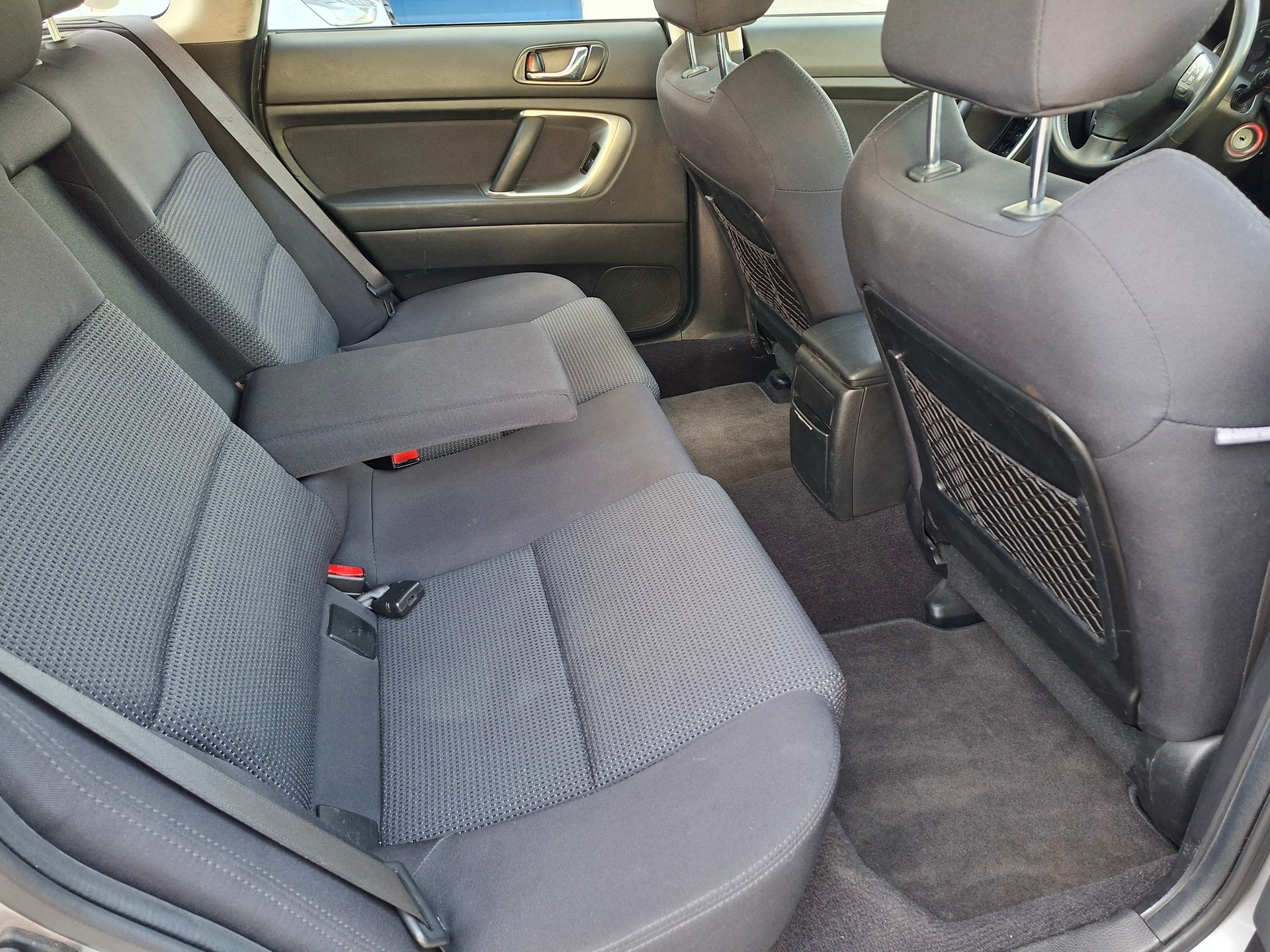 SUBARU Legacy 2.0R AWD Swiss Automatic-image-10