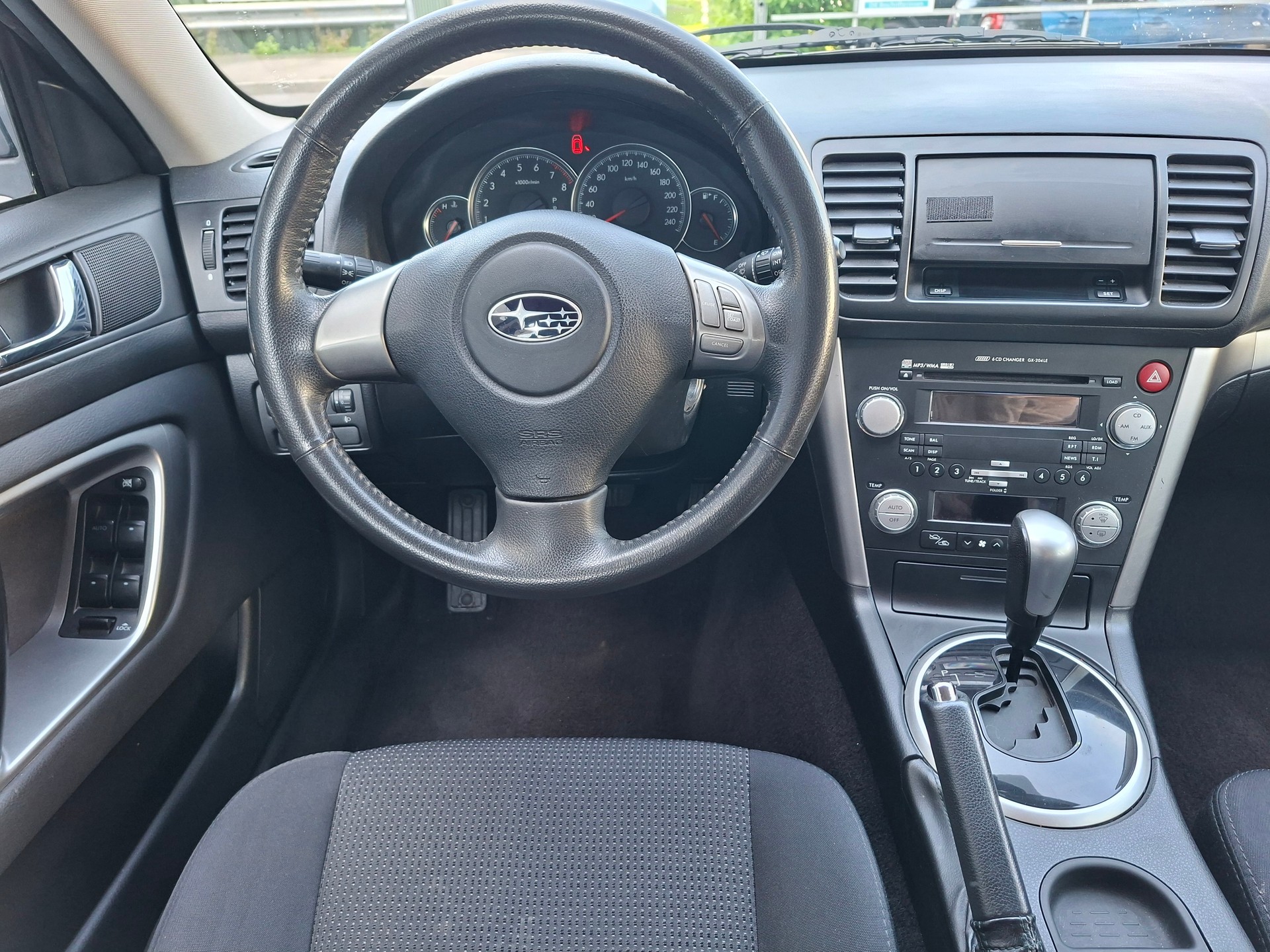 SUBARU Legacy 2.0R AWD Swiss Automatic-image-8