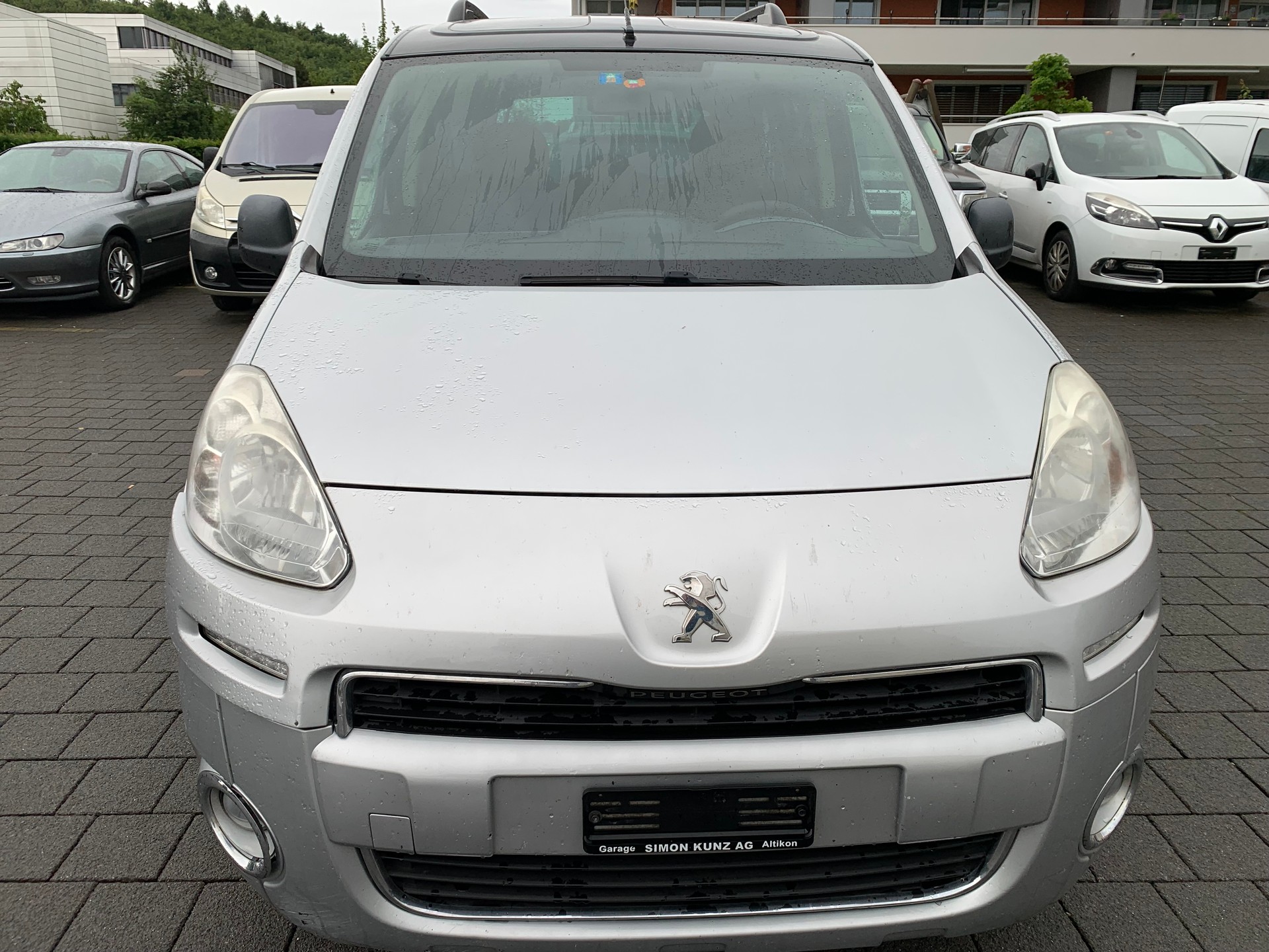 PEUGEOT Partner 1.6 Family-image-4