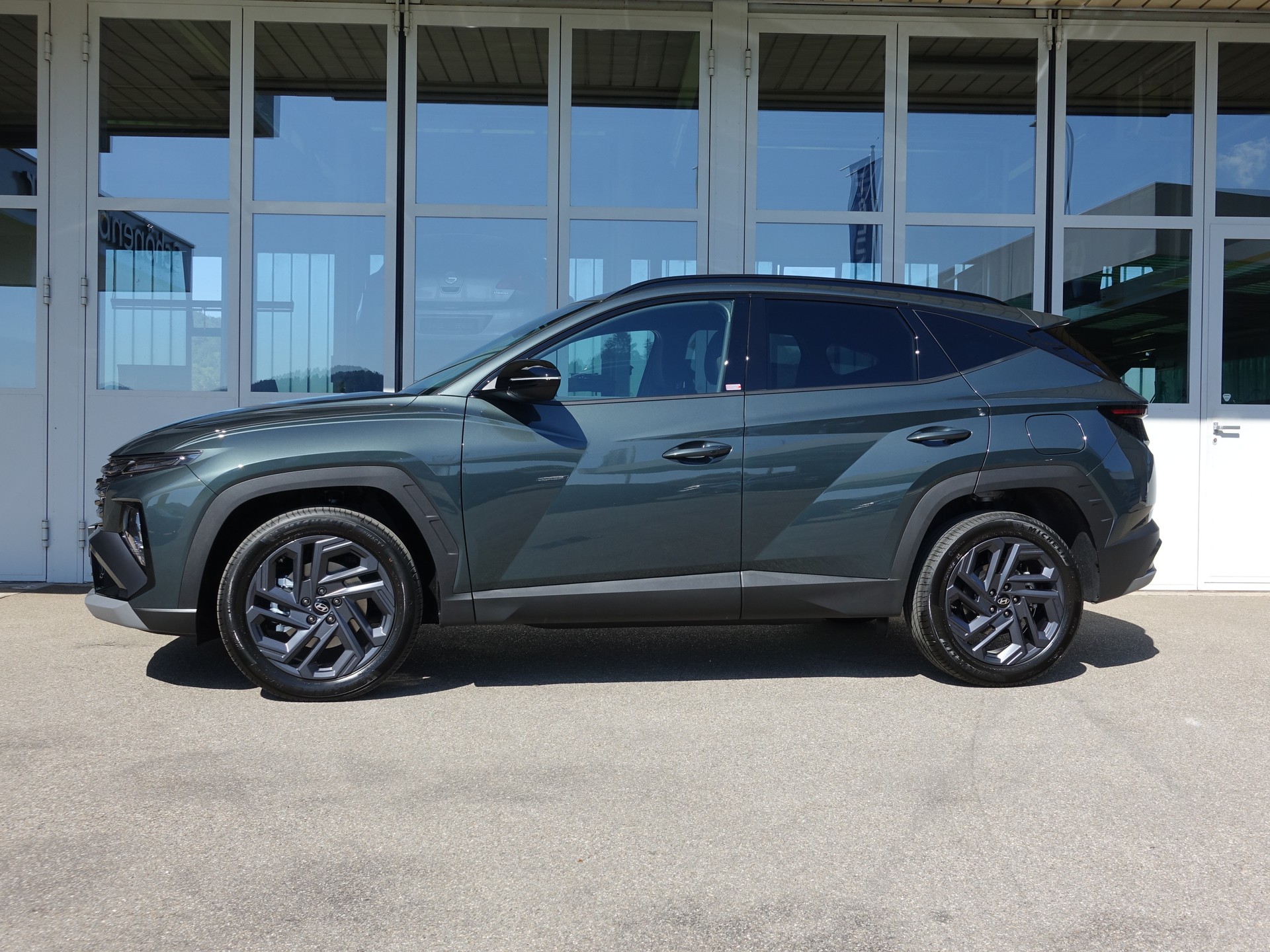 HYUNDAI Tucson 1.6 HEV OrBlLi 4WD-image-16