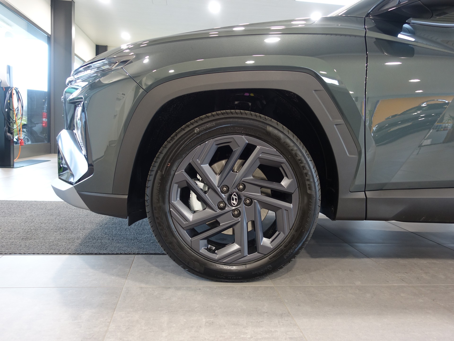 HYUNDAI Tucson 1.6 HEV OrBlLi 4WD-image-5