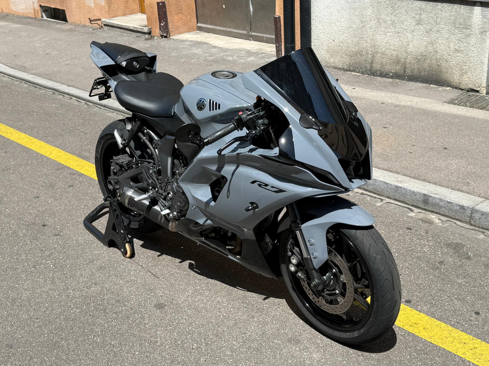 YAMAHA YZF-R7 (35kW)-image-8