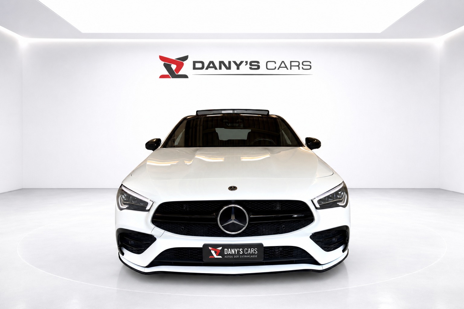 MERCEDES-BENZ CLA 35 AMG 4matic Premium Plus-showroom-element-1
