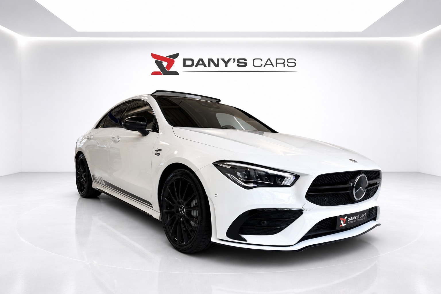 MERCEDES-BENZ CLA 35 AMG 4matic Premium Plus-showroom-element-2