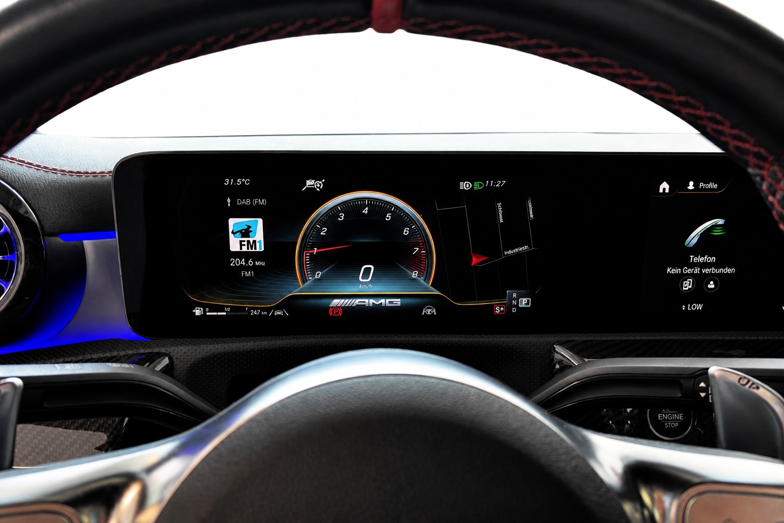 MERCEDES-BENZ CLA 35 AMG 4matic Premium Plus-image-15
