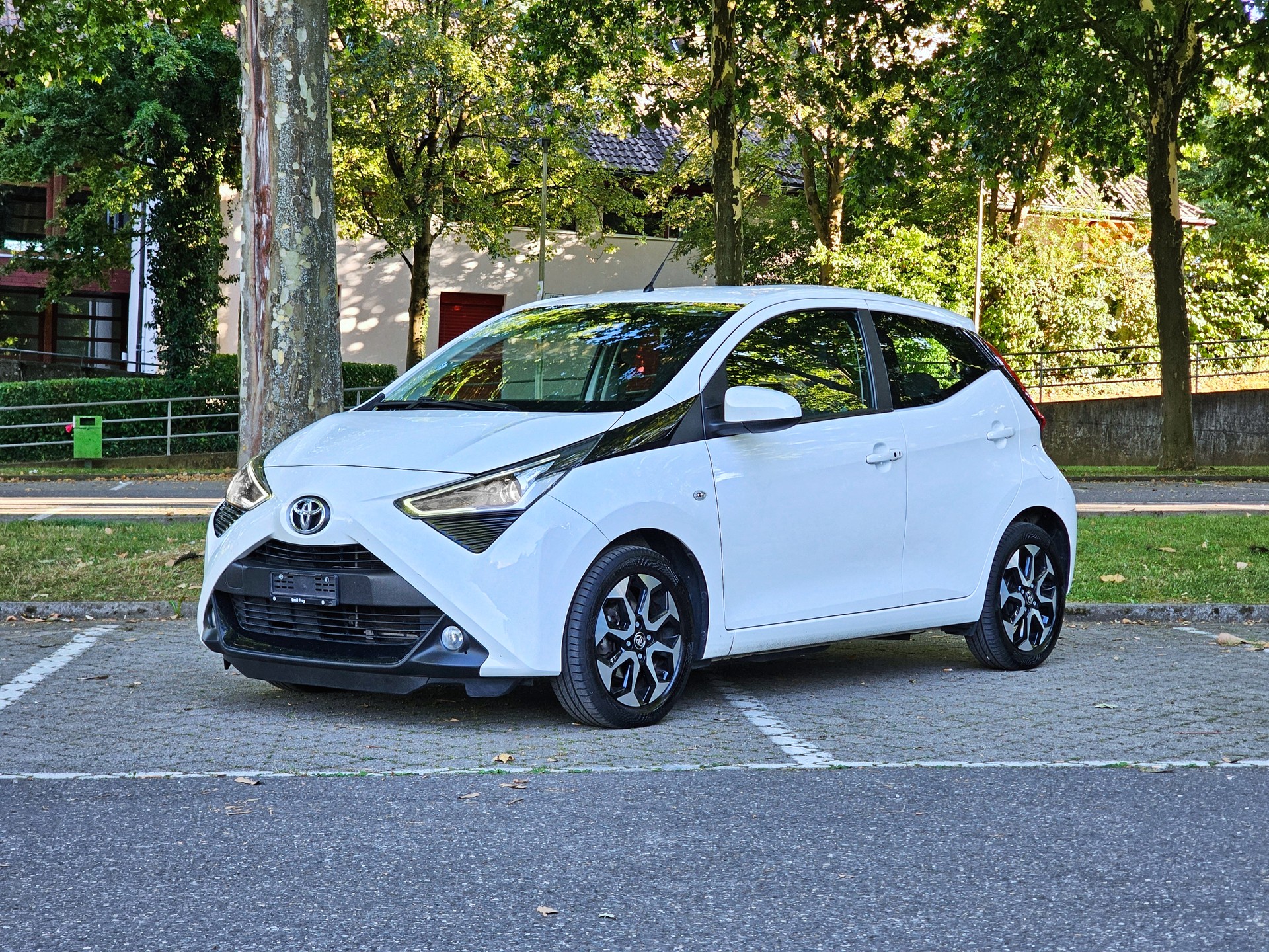 TOYOTA Aygo 1.0 VVT-i Limited White