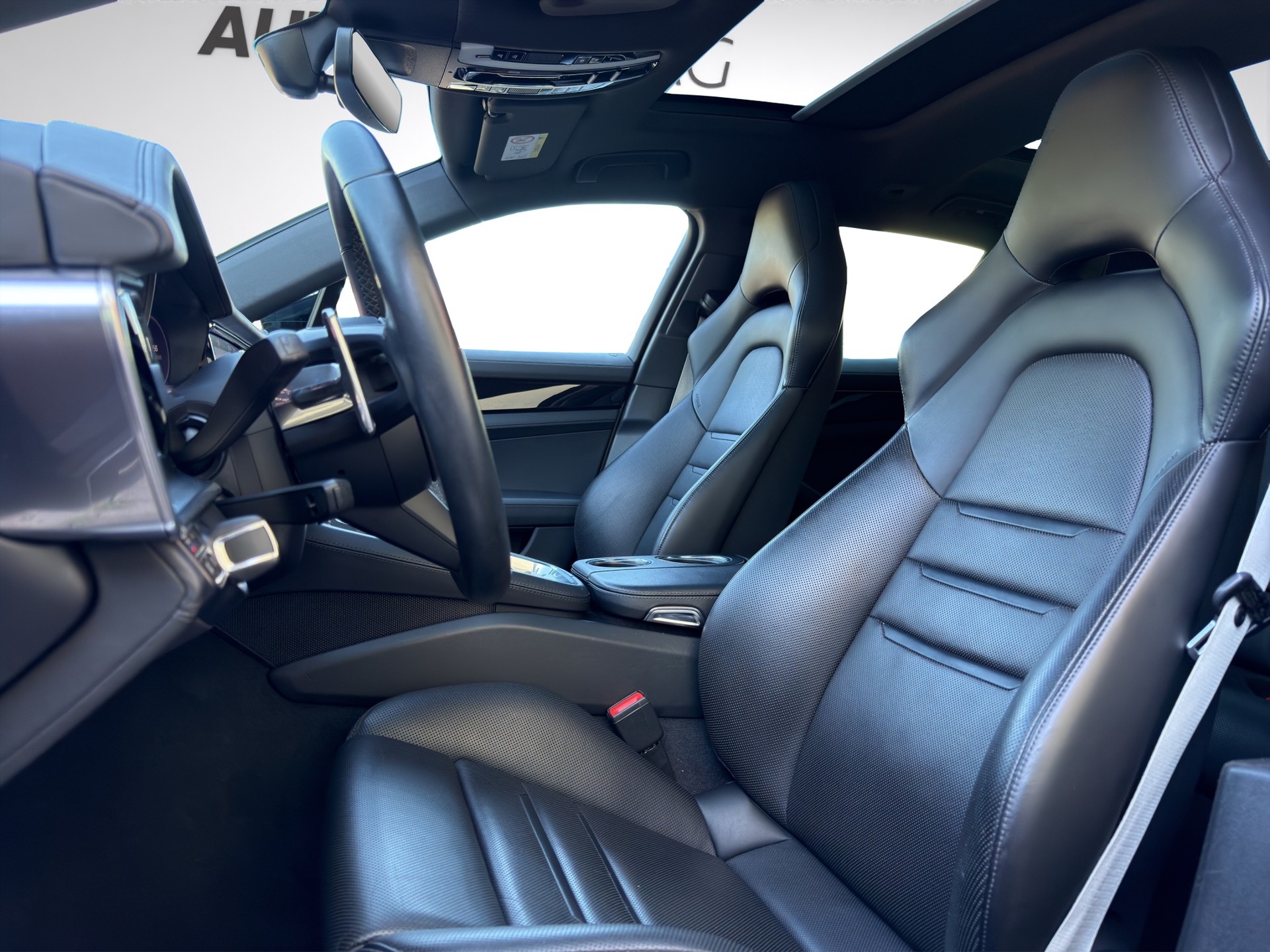 PORSCHE Panamera 4S E-Hybrid Sport Turismo PDK-image-9
