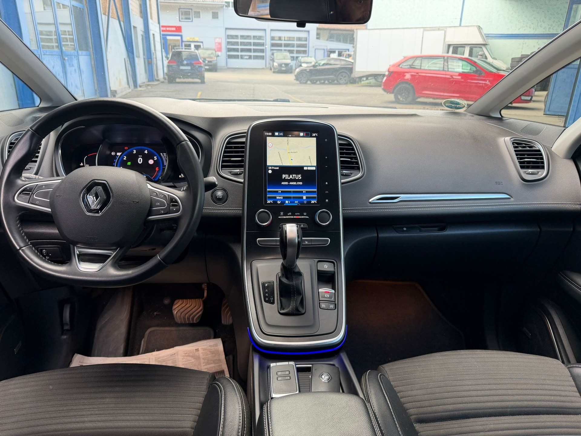 RENAULT Grand Scénic 1.3 16V Turbo Business Line EDC-image-2