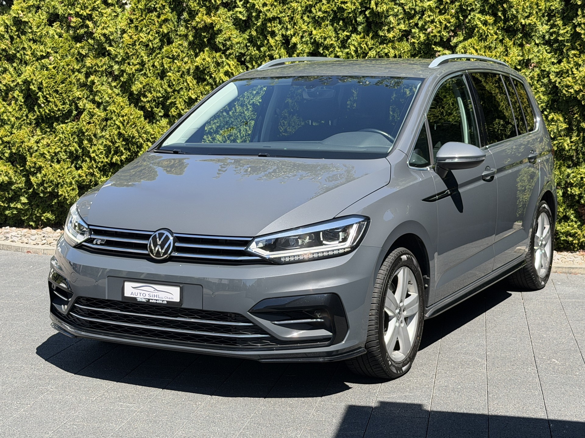 VW Touran 1.5 TSI R-Line EVO Highline DSG / 7 Plätzer