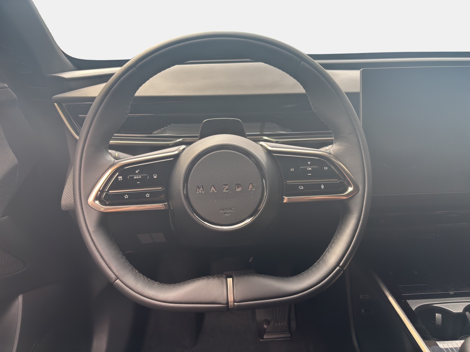 MAZDA CX-6e 78kWh/258 Takumi 21"-image-12